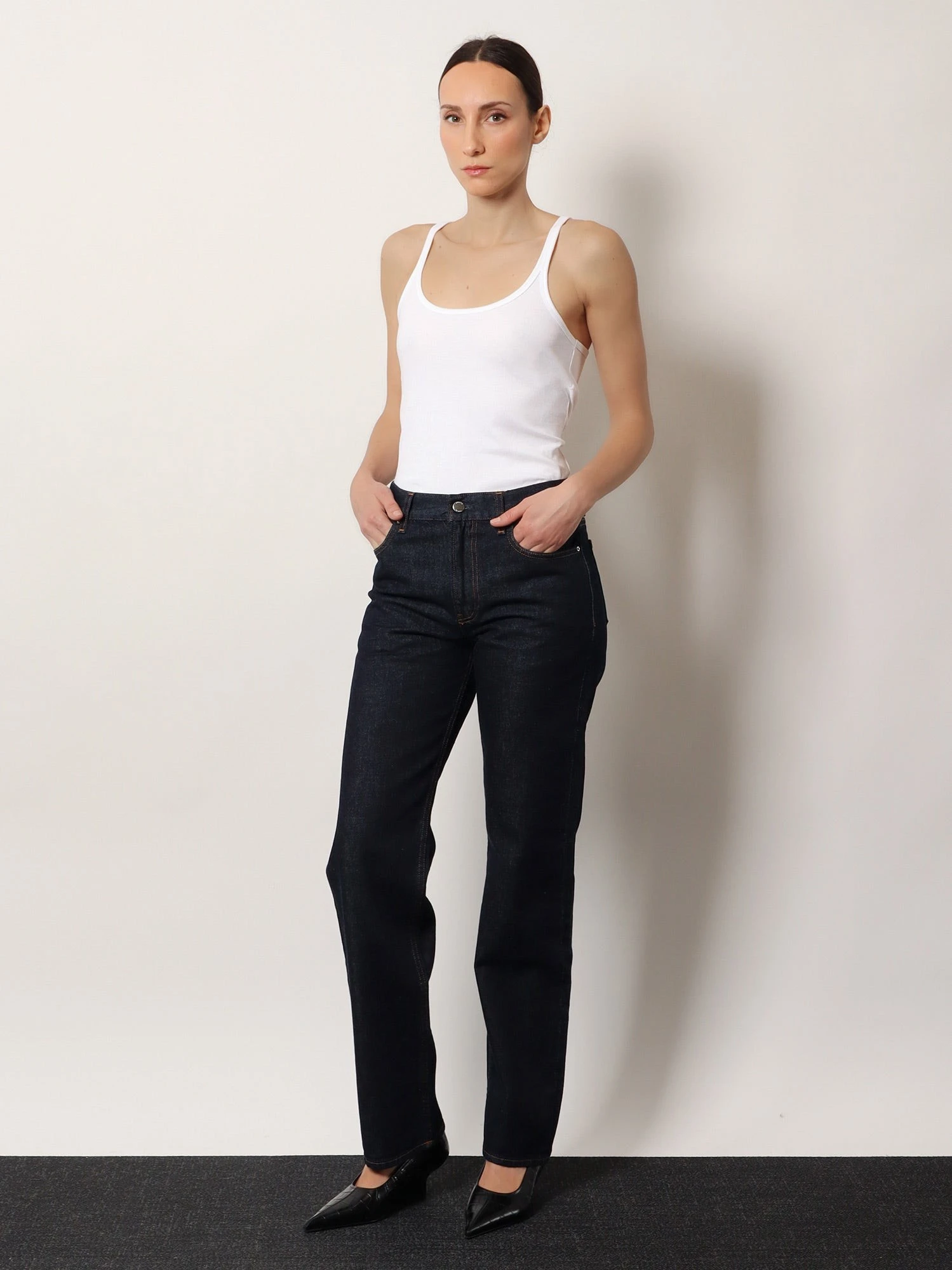 Low straight denim jeans.webp