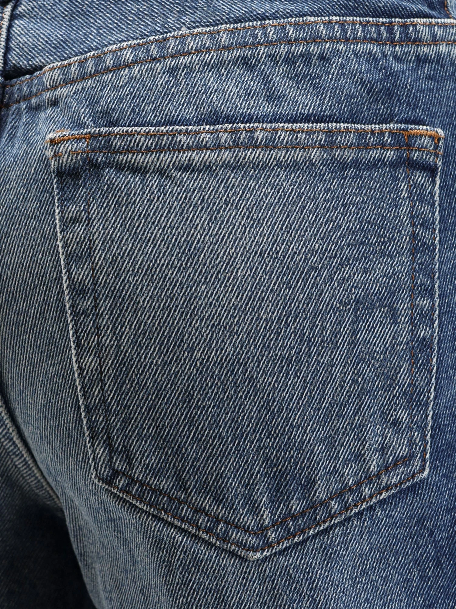 Elisabeth jeans.webp