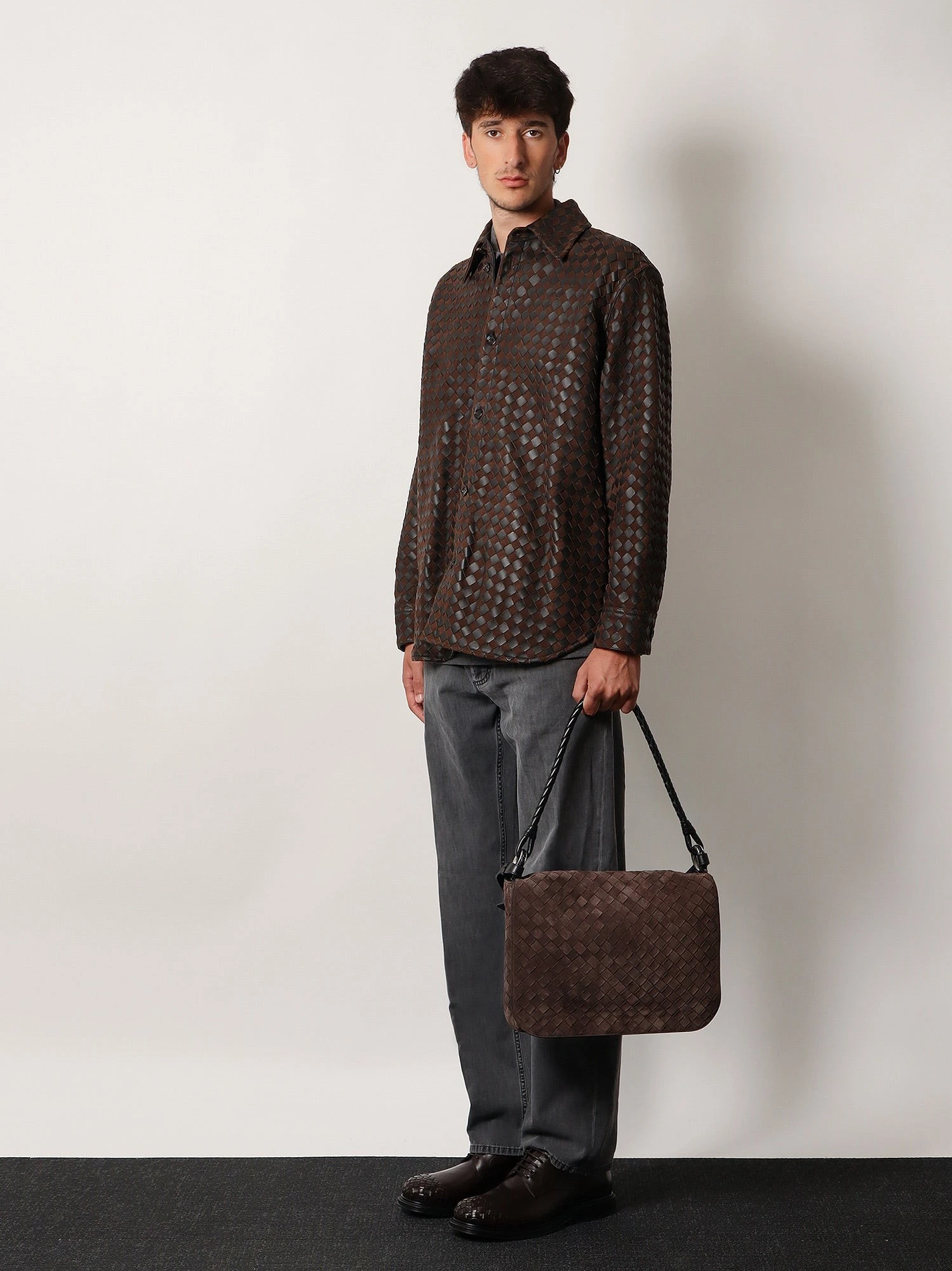Intrecciato suede shoulder bag.webp