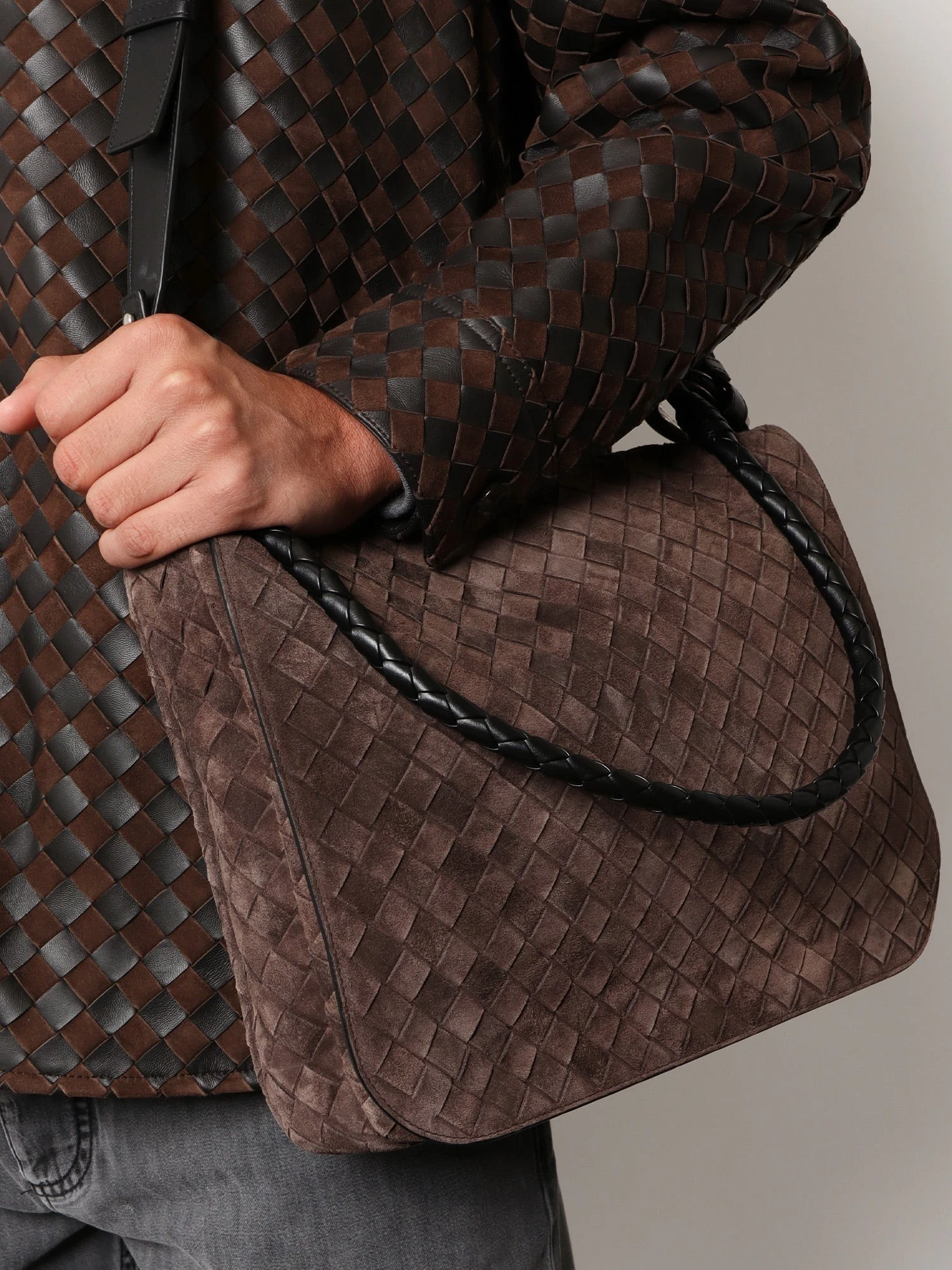 Intrecciato suede shoulder bag.webp