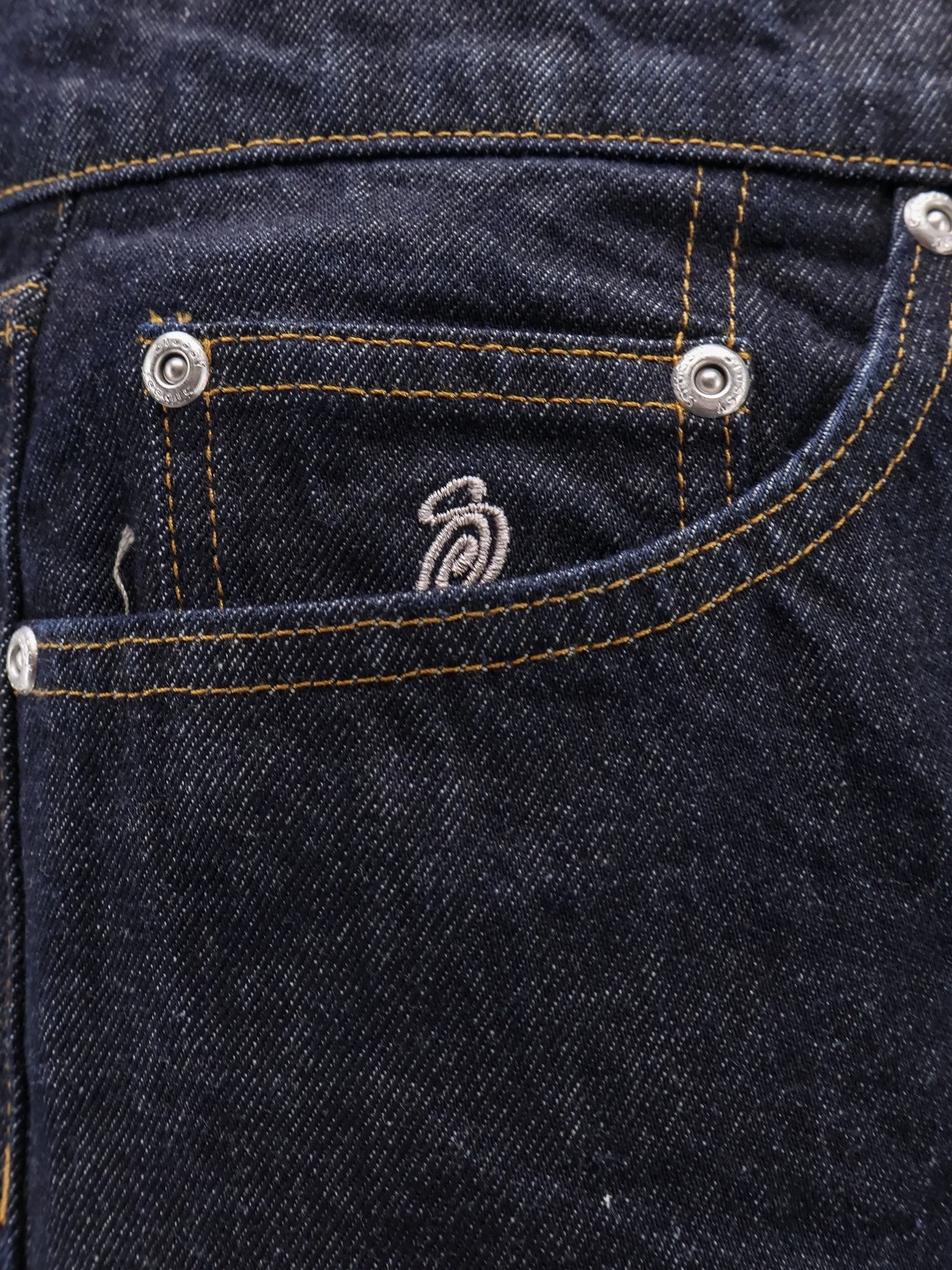 New Classic Regular Fit jeans.webp