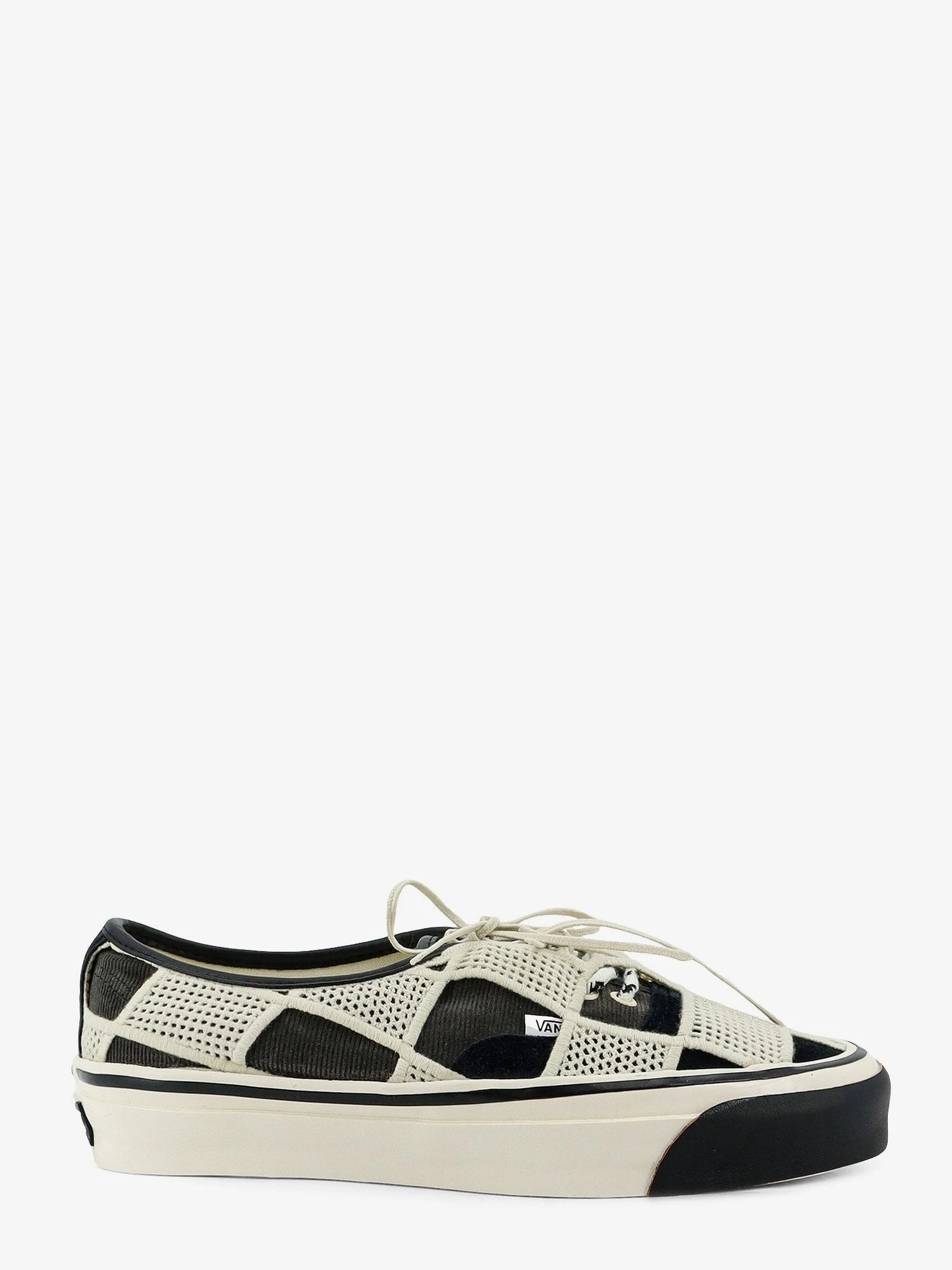 Lx authentic 44 sneakers with Shell Knit motif.webp