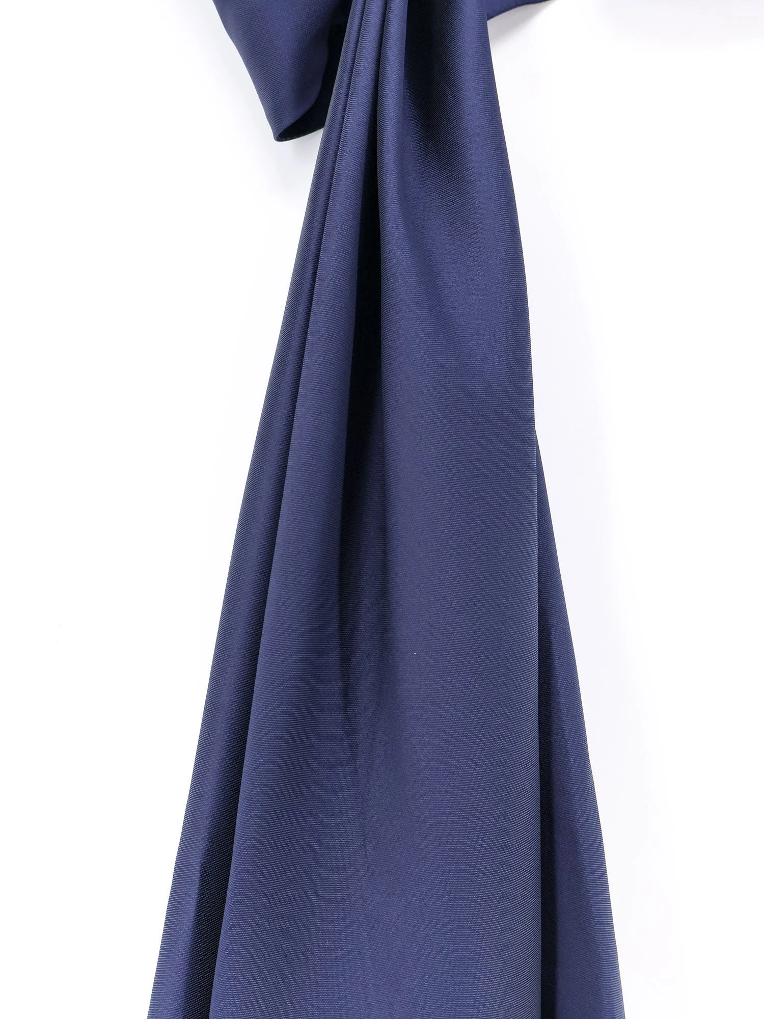 Beverello satin stole.webp