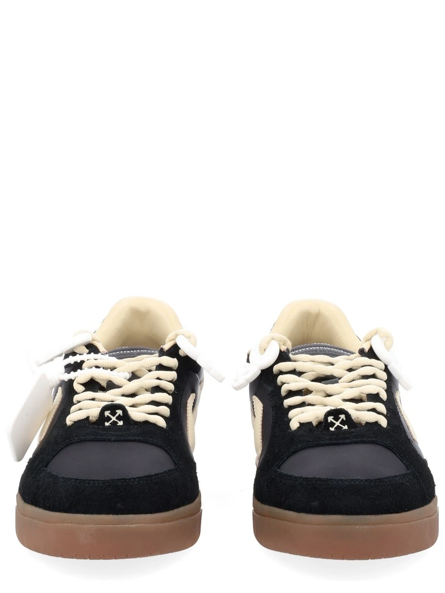 SNEAKER "END OF PLAY".webp