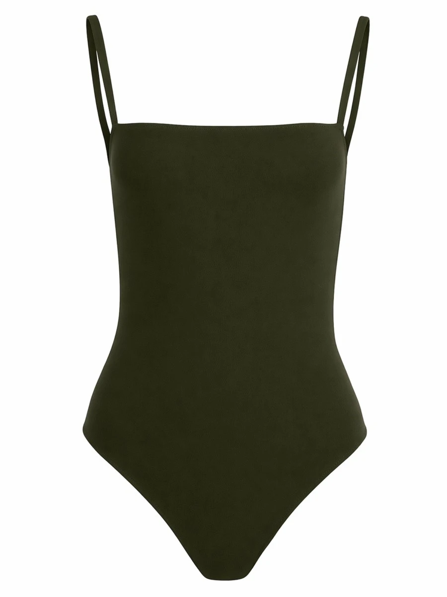 COSTUME INTERO "TRE".webp