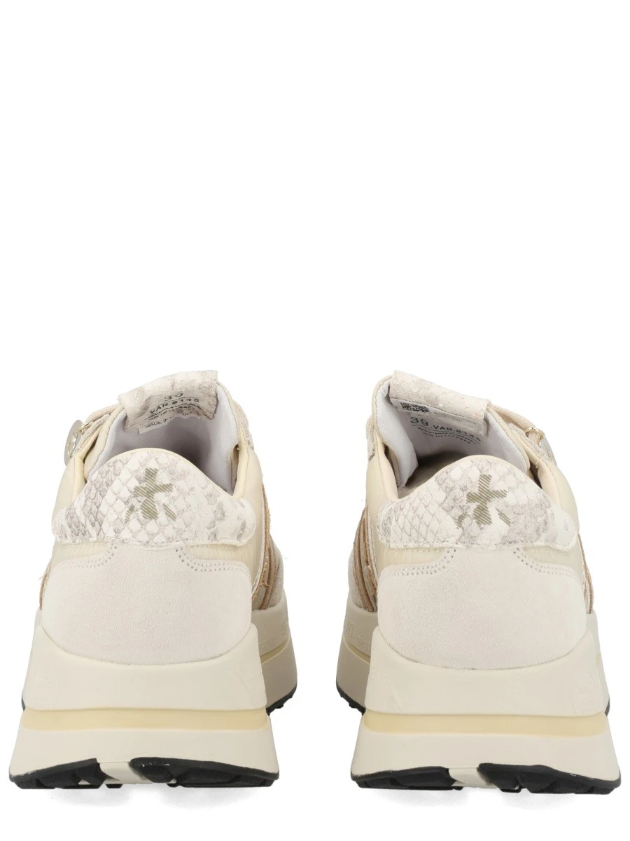 SNEAKER "BETHCOIN".webp