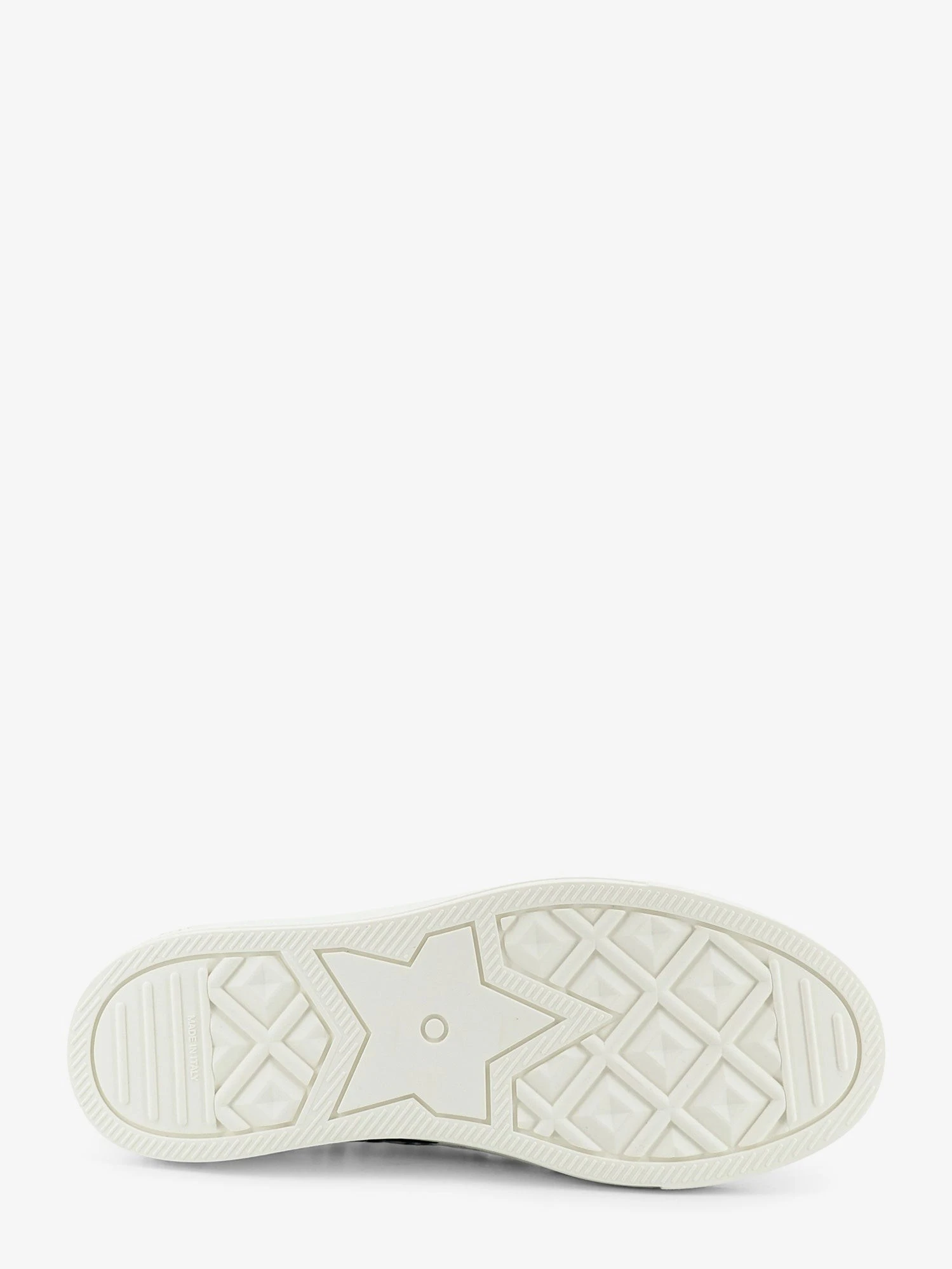 Walk'N'Dior sneakers with Dior Oblique embroidery.webp