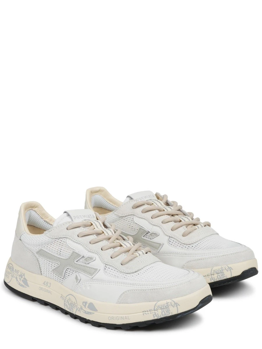 SNEAKER "NOUS".webp