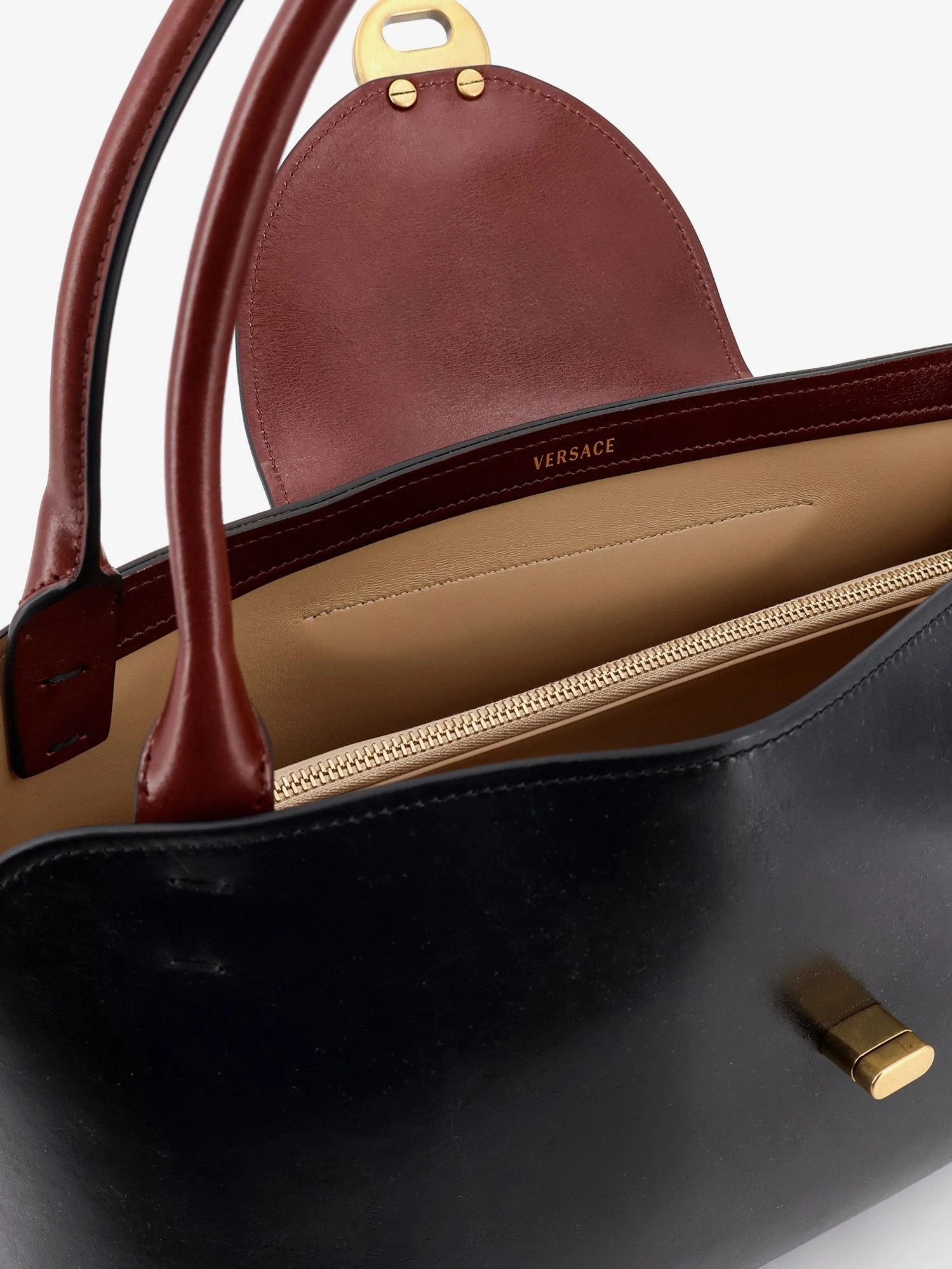 Vivian leather shoulder bag.webp