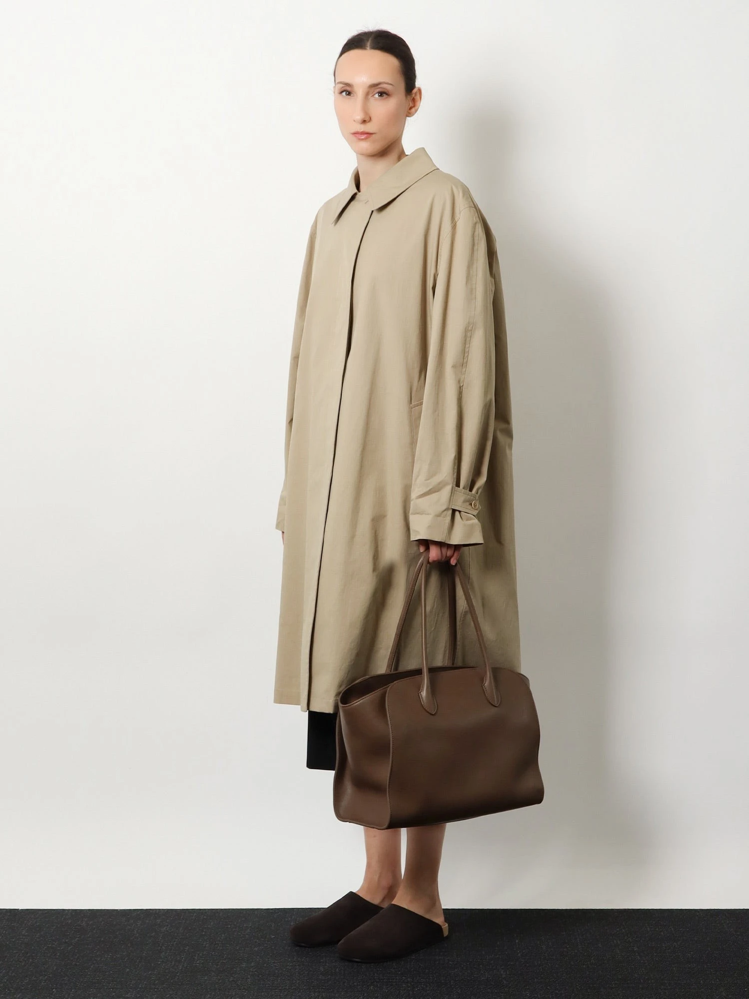 Marlo 14 leather shoulder bag.webp