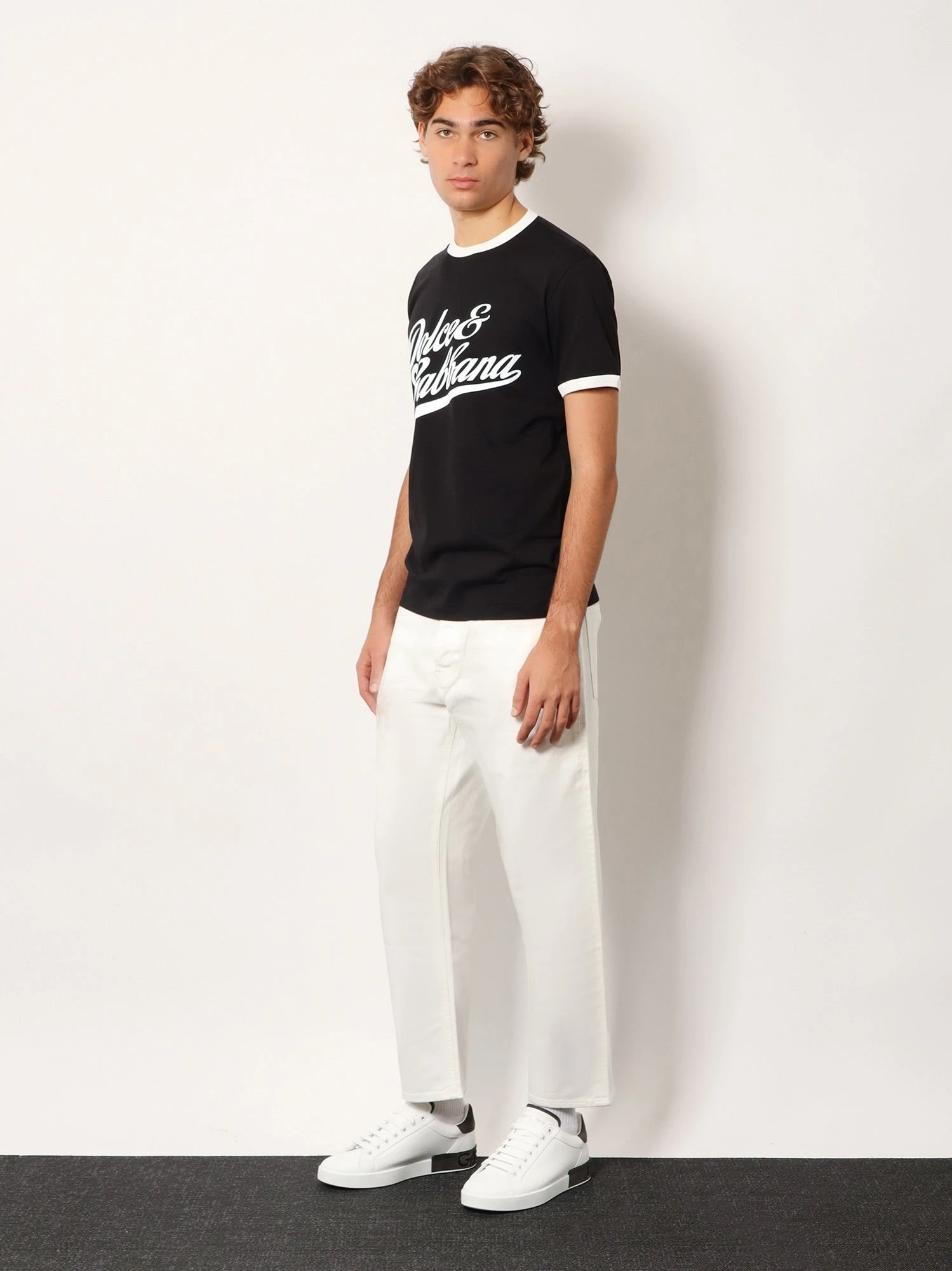 Cotton t-shirt with flocked logo print.webp