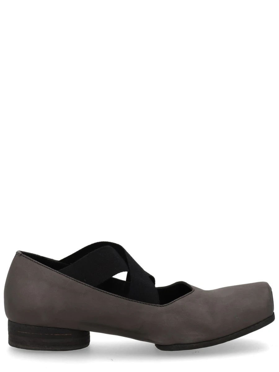BALLERINA IN PELLE.webp