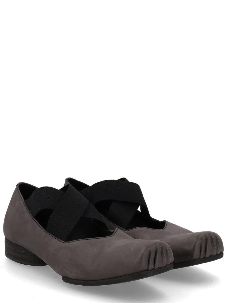 BALLERINA IN PELLE.webp