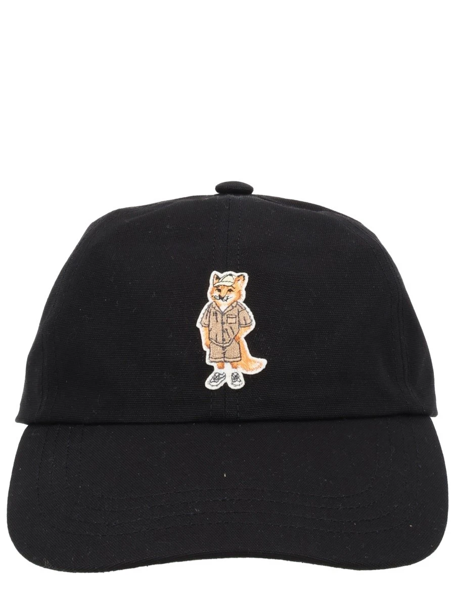 CAPPELLO "DRESSED FOX".webp
