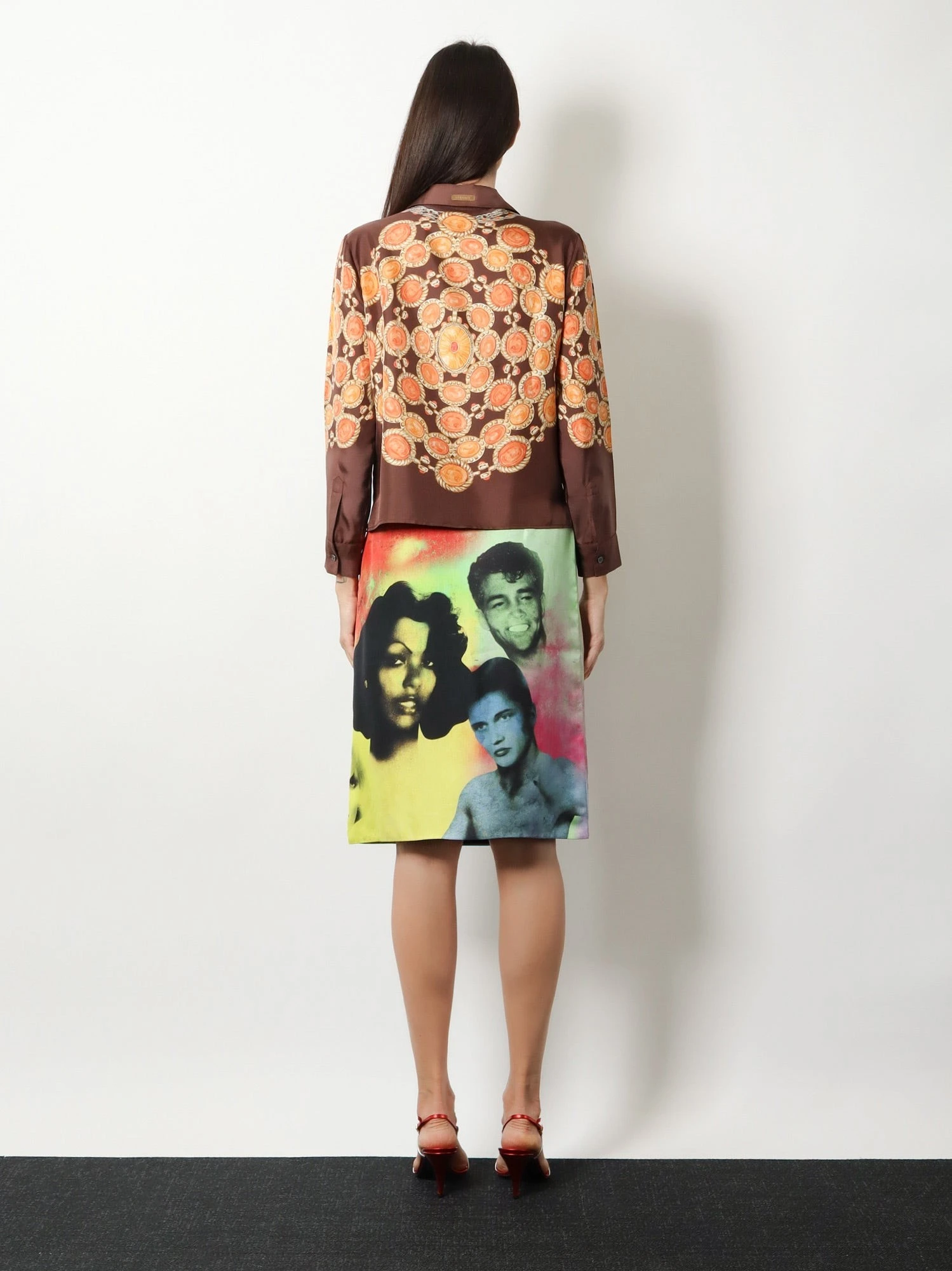 Informal silk shirt.webp