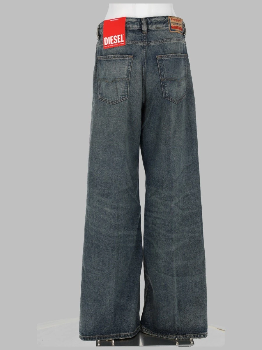 JEANS "1996 D-SIRE".webp