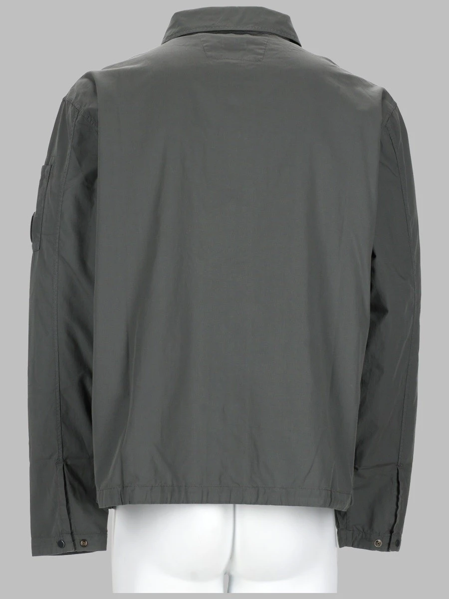 OVERSHIRT CON BOTTONI.webp