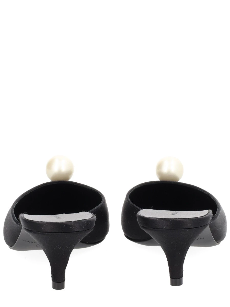 MULE IN SETA CON PERLA.webp