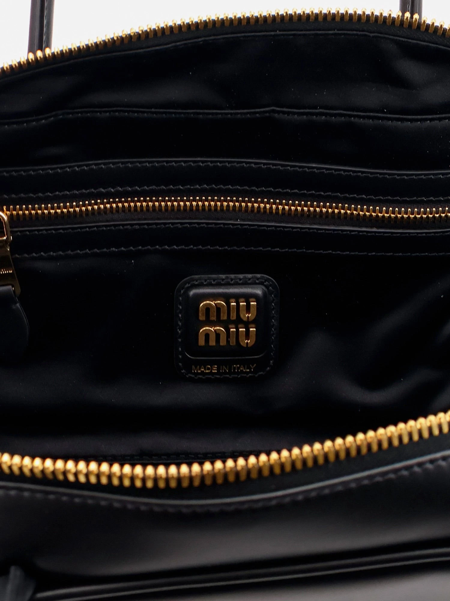 Beau leather handbag.webp