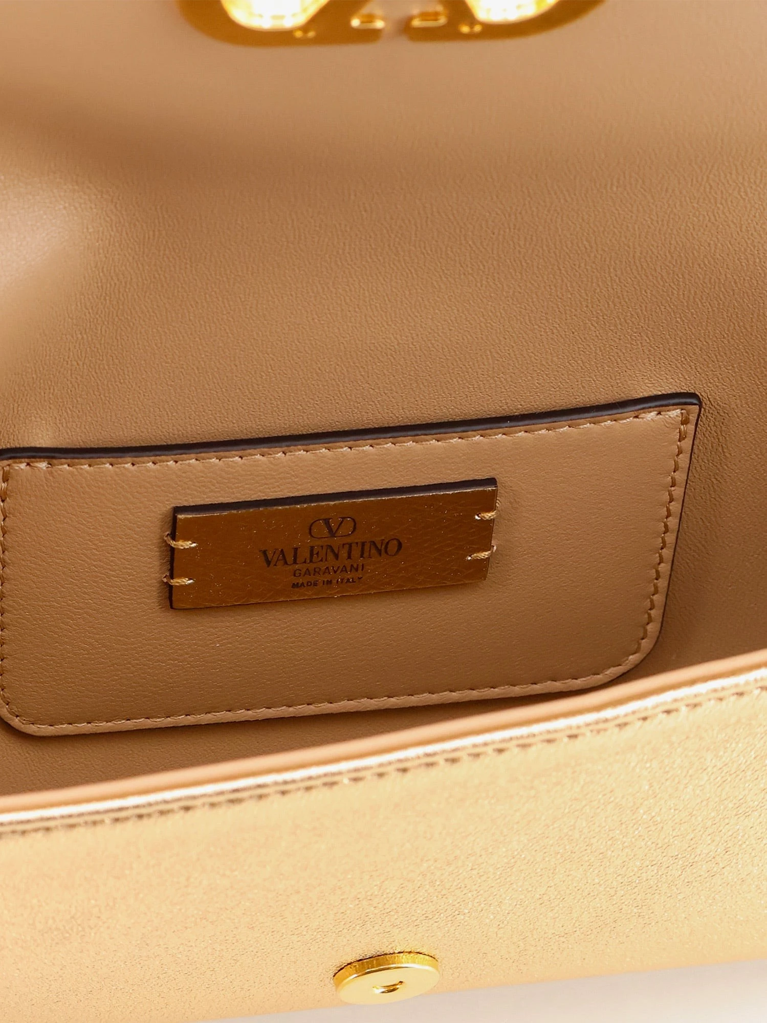 DeVain laminated leather shoulder bag.webp