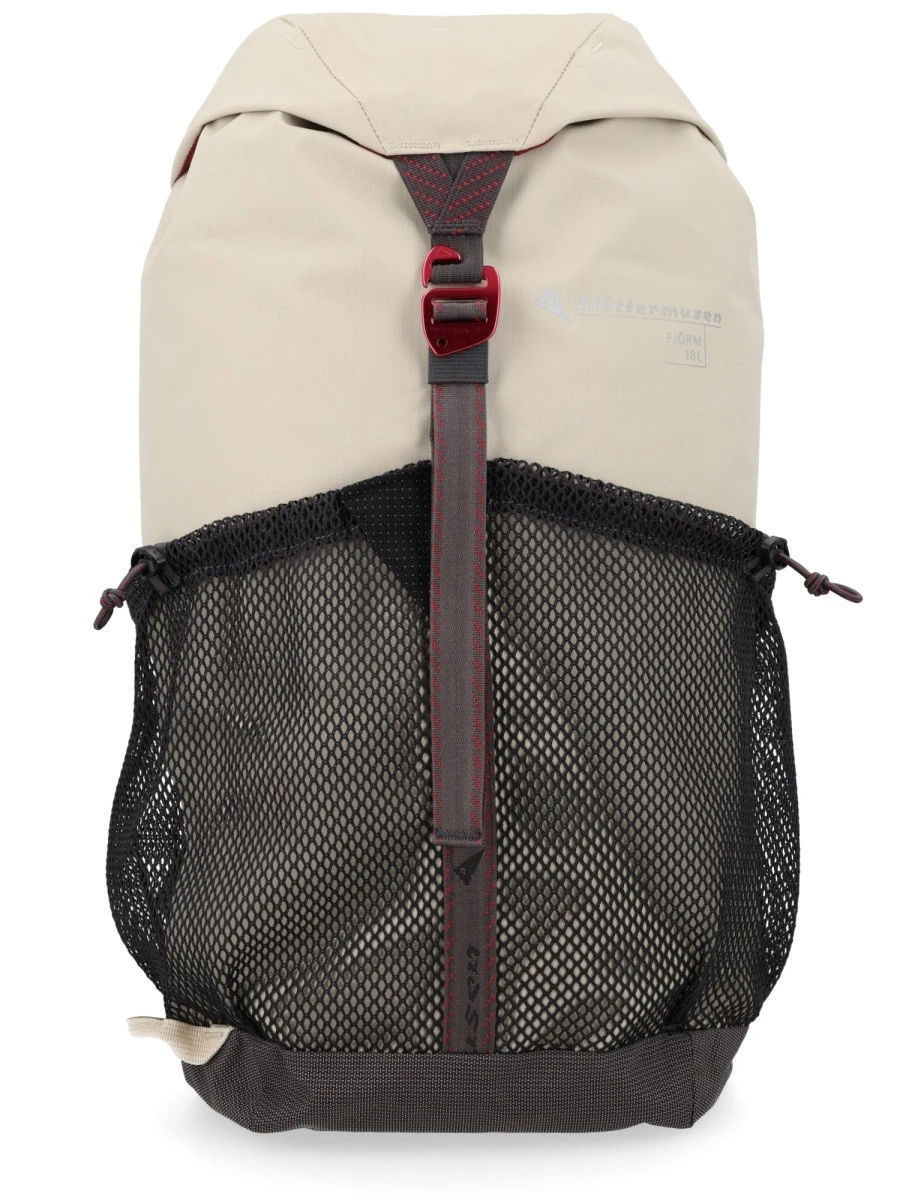 ZAINO "Fjörm 18L" CON LOGO.webp