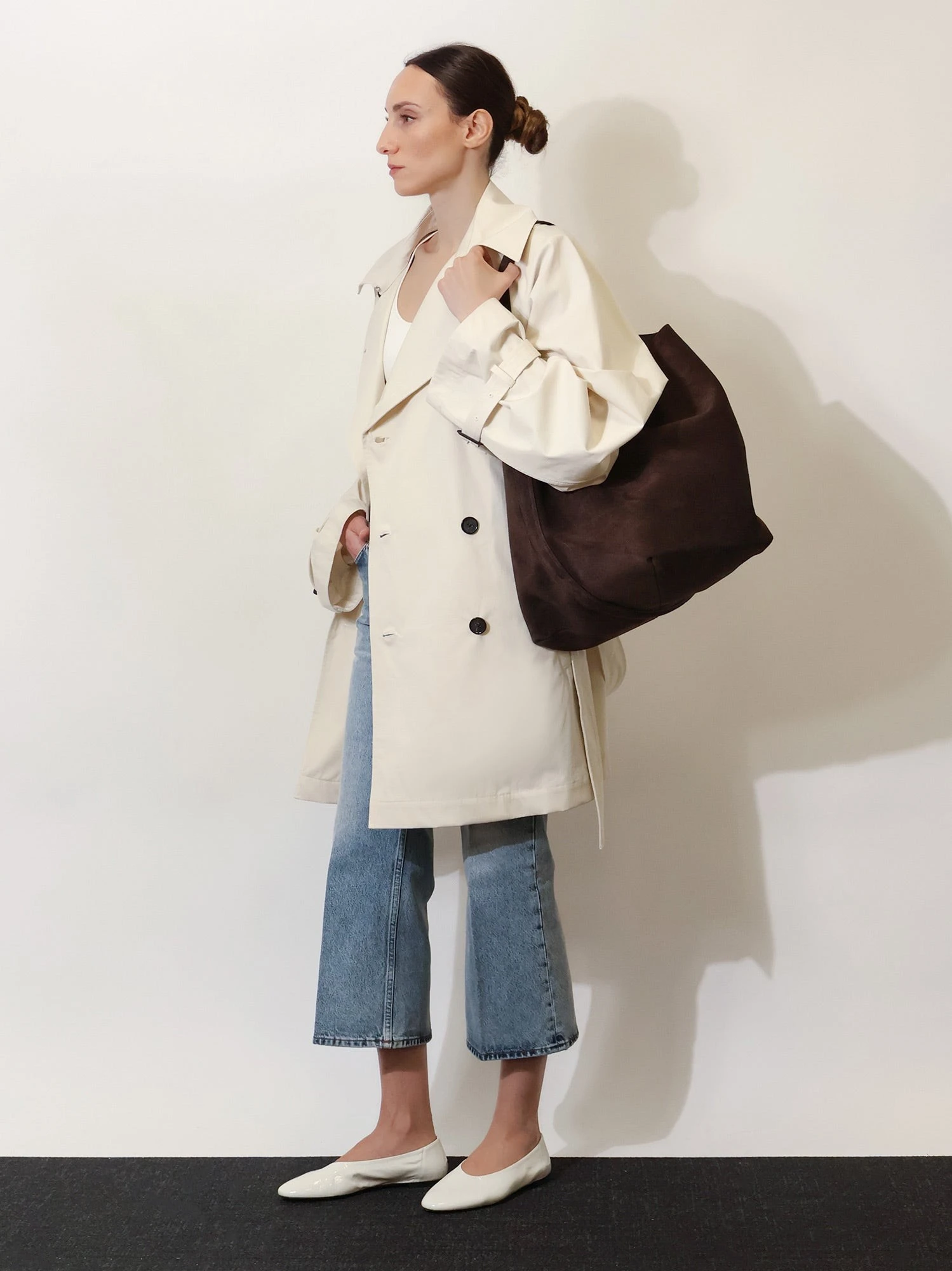 Suede Belted Tote shoulder bag.webp