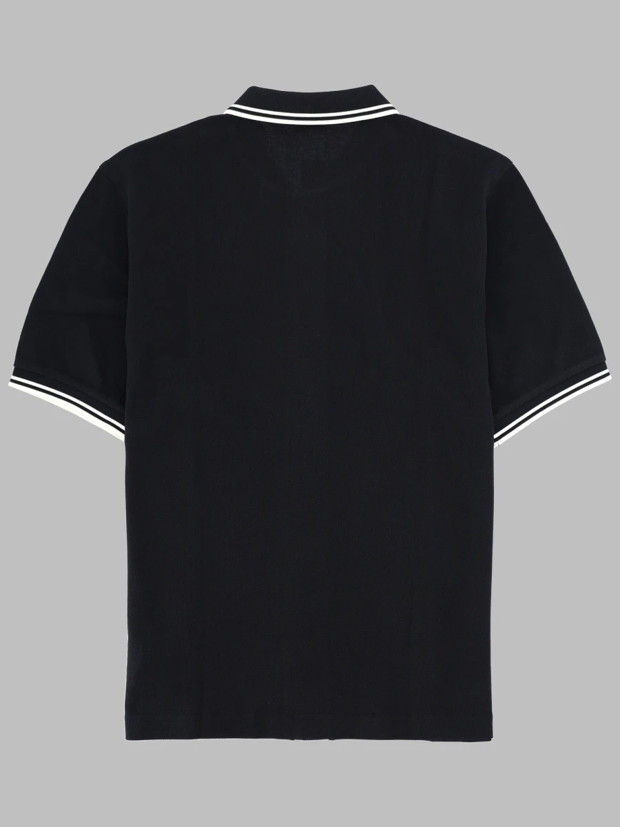 POLO CON BOTTONI E LOGO.webp