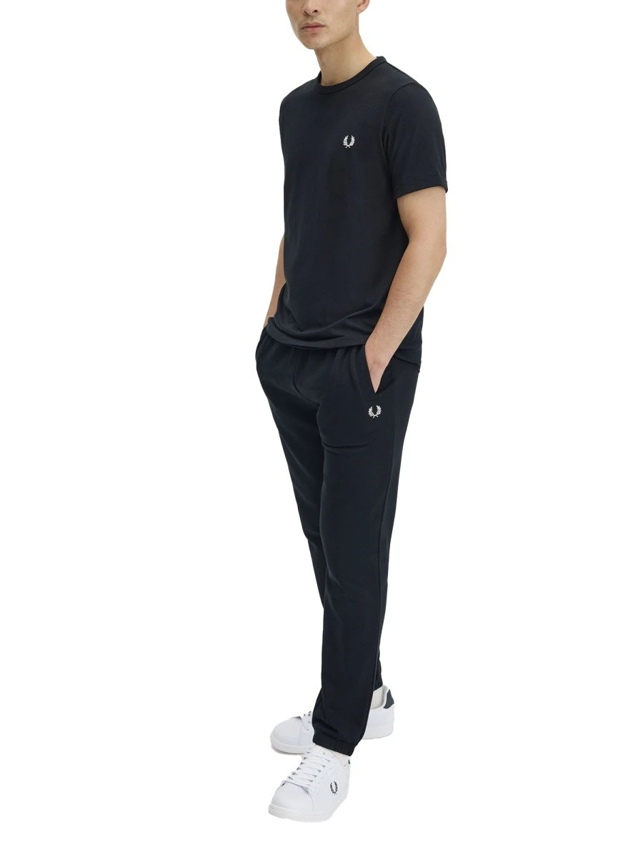 T-SHIRT "RINGER" CON LOGO.webp