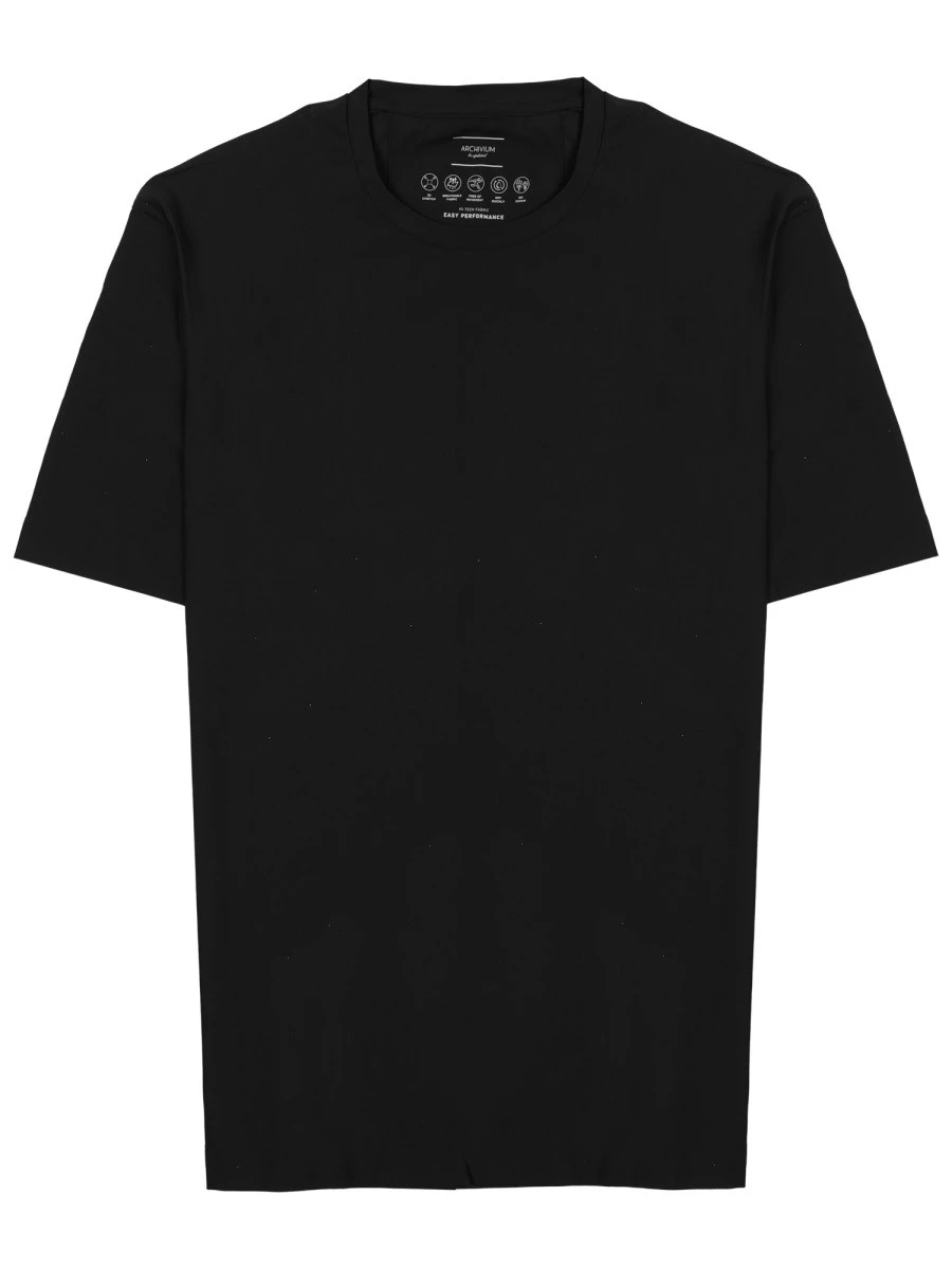T-SHIRT IN TESSUTO TECNICO.webp