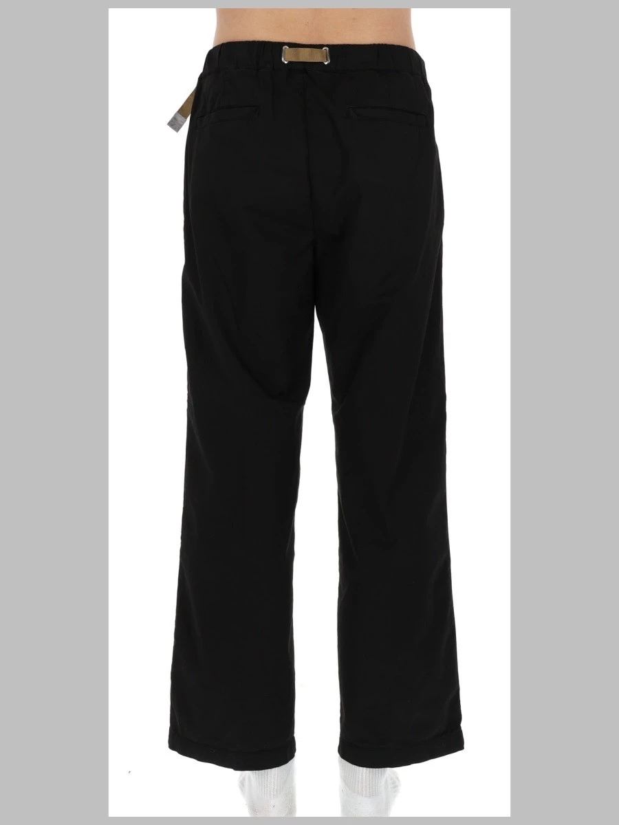 PANTALONE CON CINTURA.webp