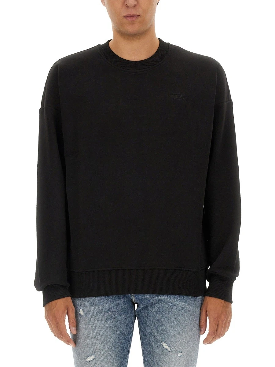 S-ROB-MEGOVAL-D SWEATSHIRT.webp