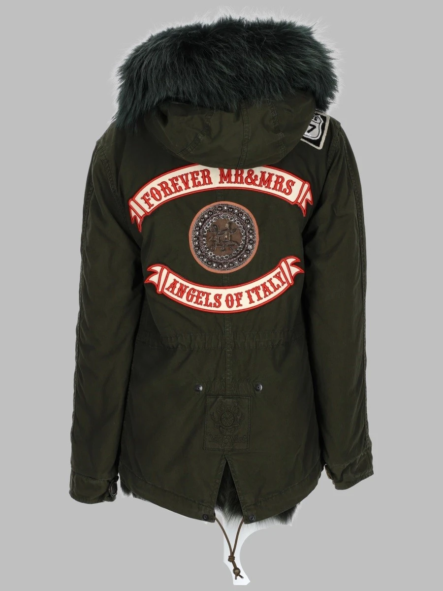 patches logo parka.webp