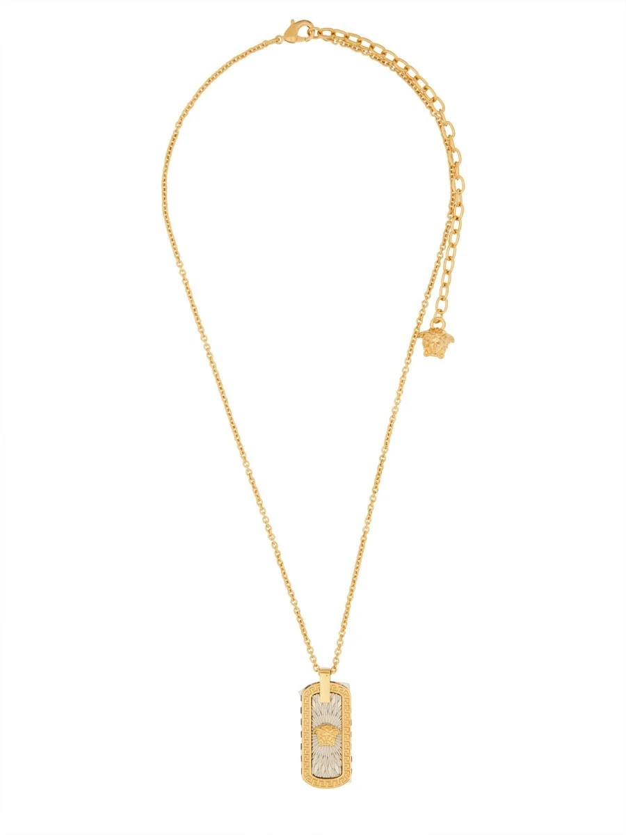 NECKLACE WITH CRYSTALS.webp