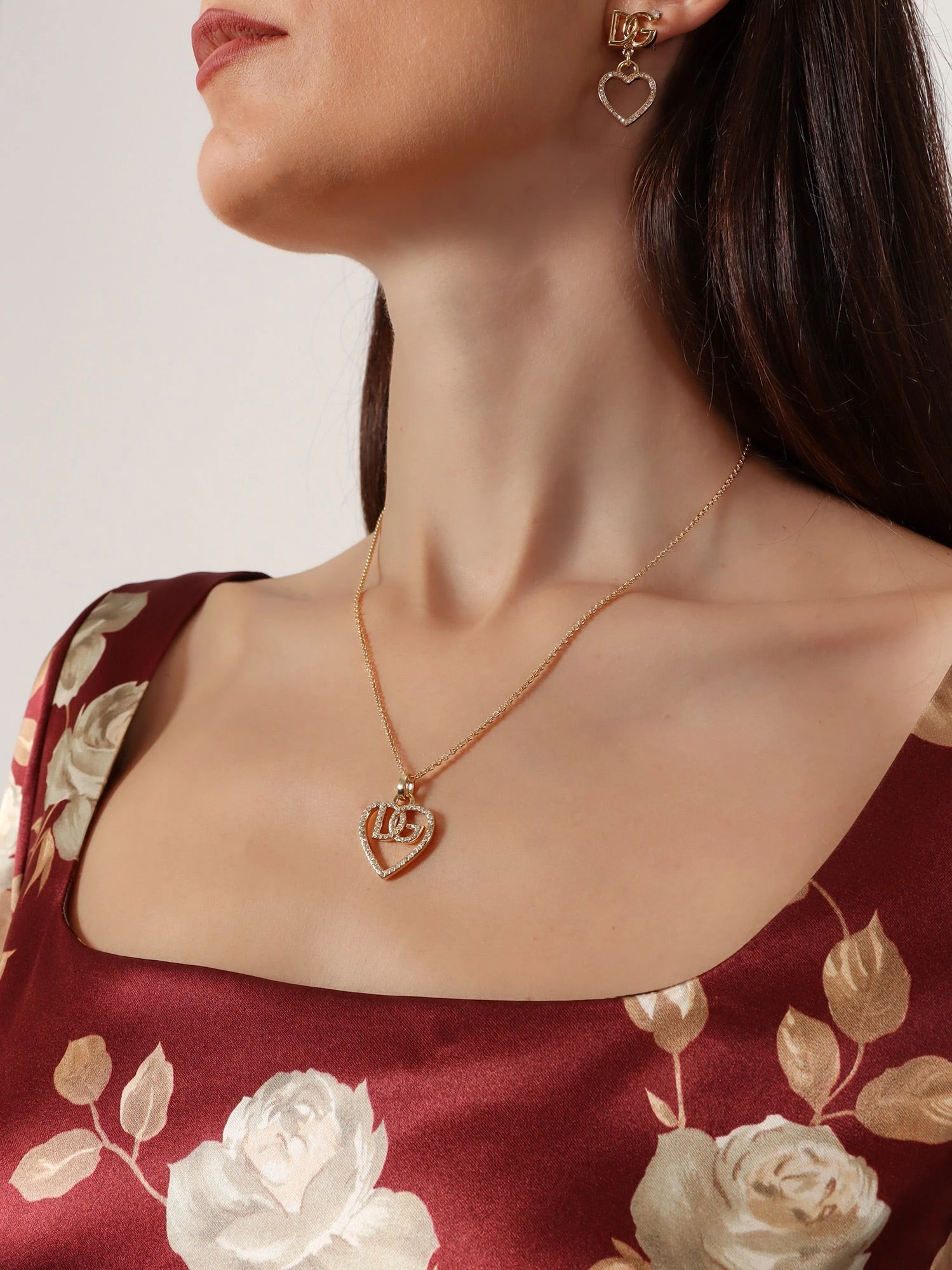 Gold brass necklace with rhinestones.webp