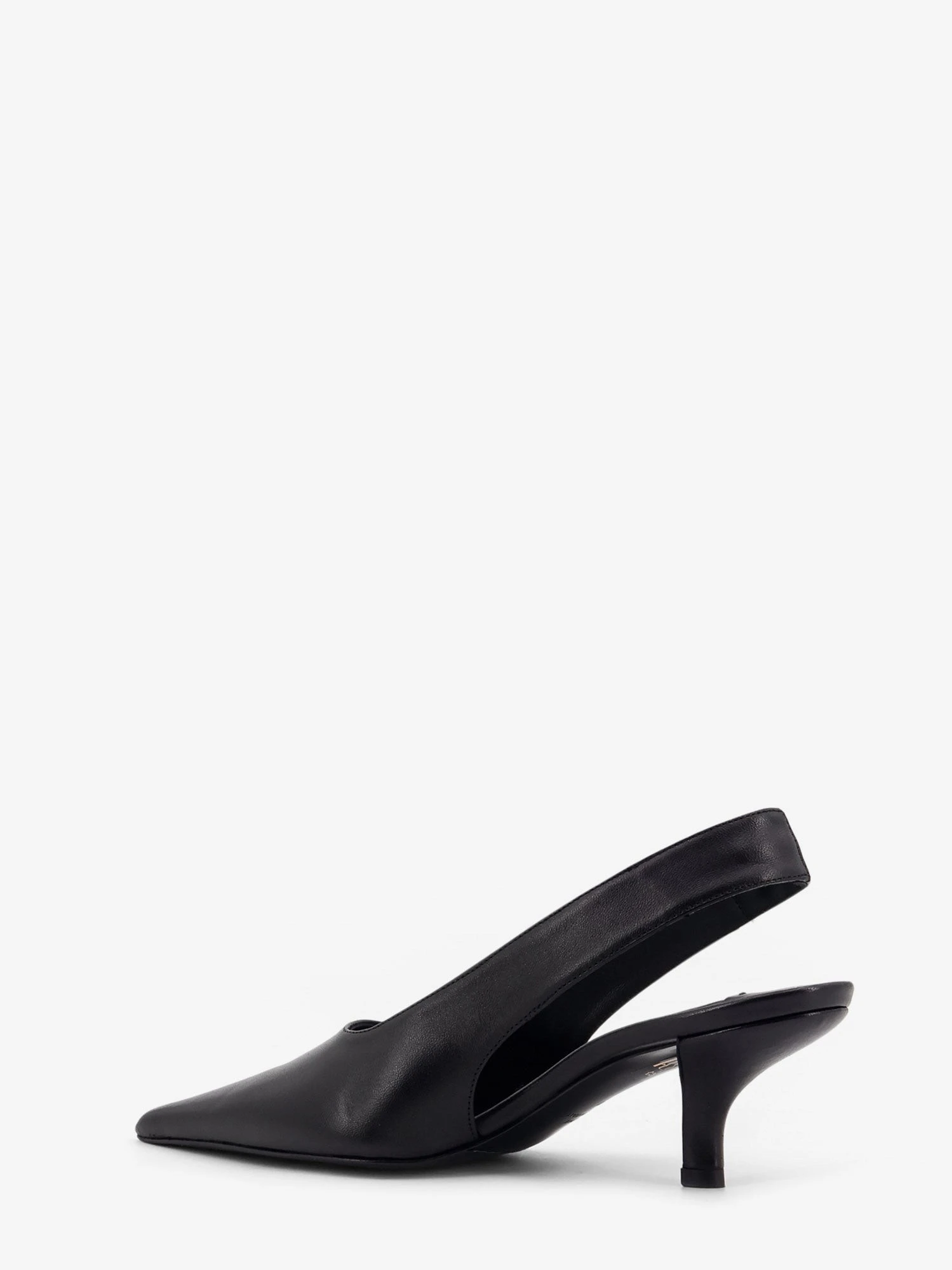 Leather décolleté slingbacks.webp