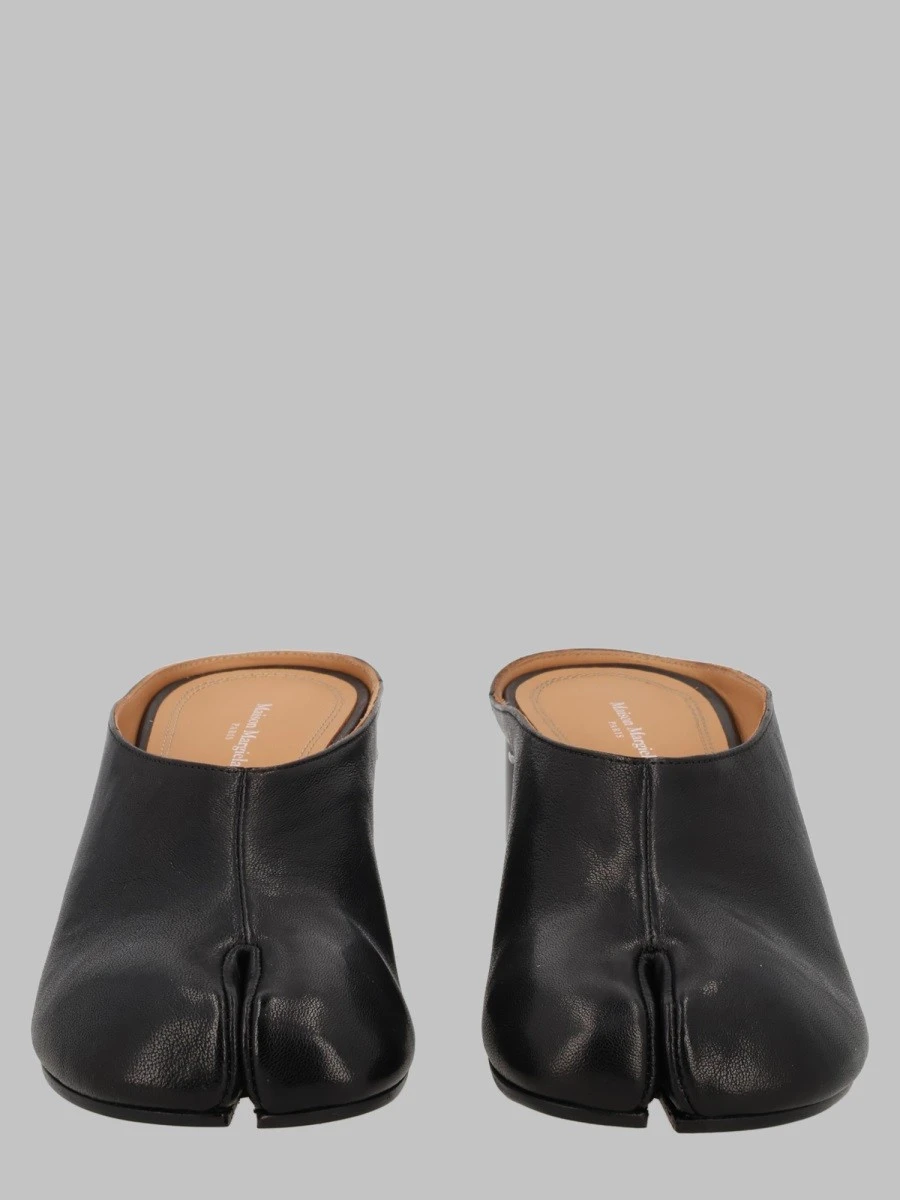MULE TABI IN PELLE.webp