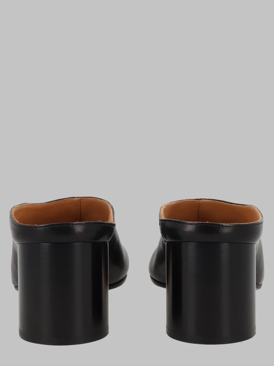MULE TABI IN PELLE.webp