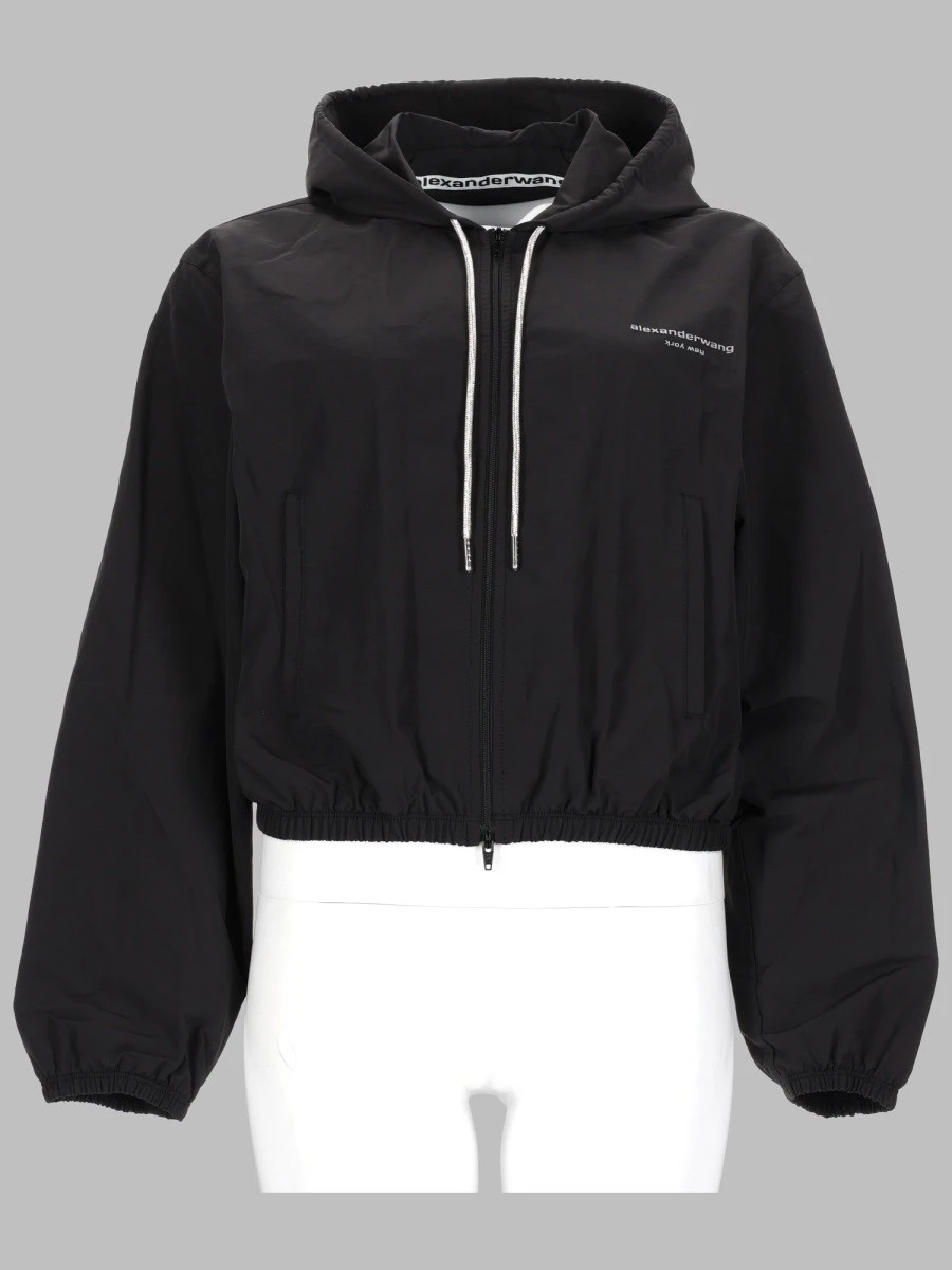 GIACCA CON CAPPUCCIO E LOGO.webp