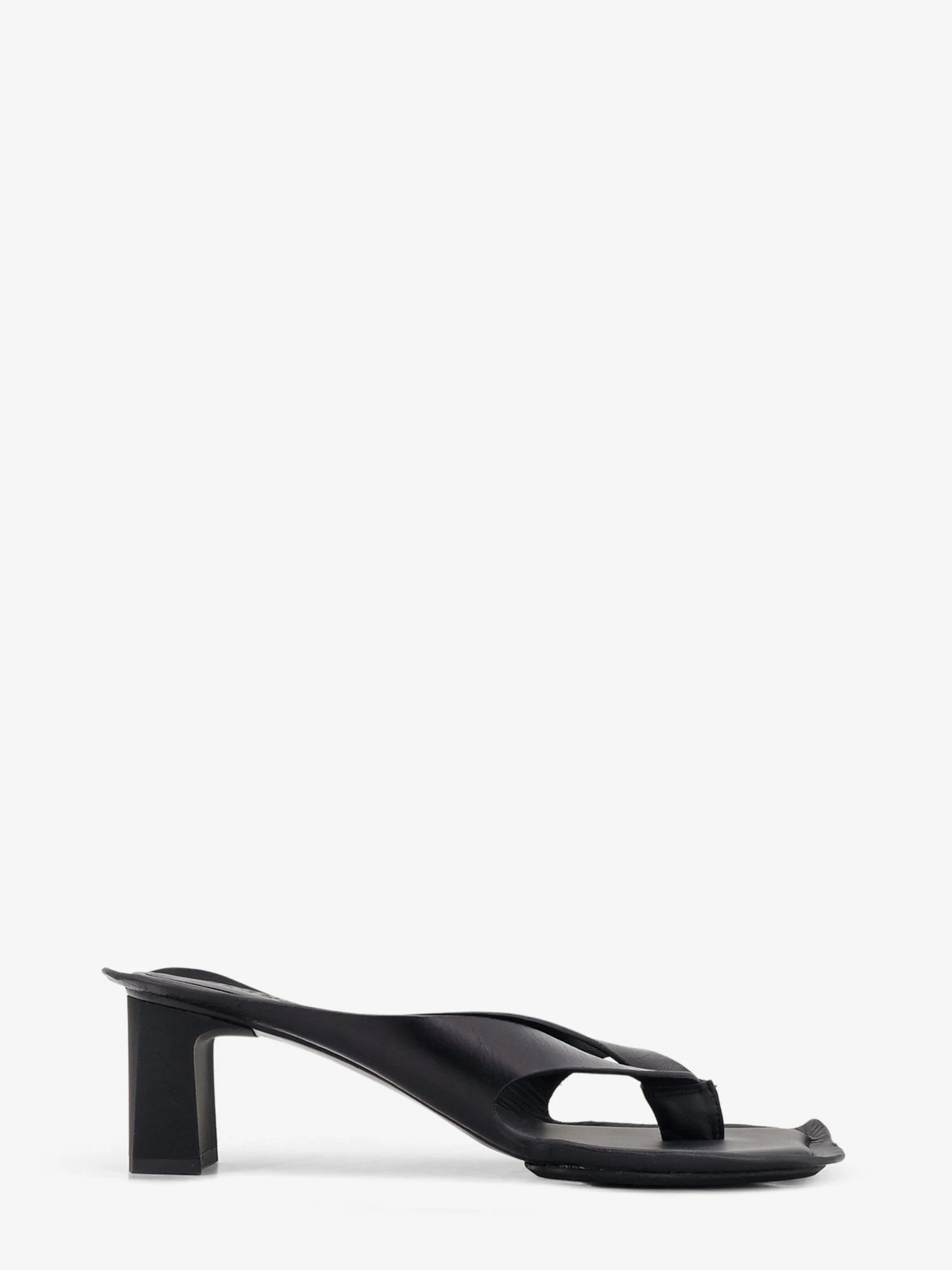 Leather sandals.webp