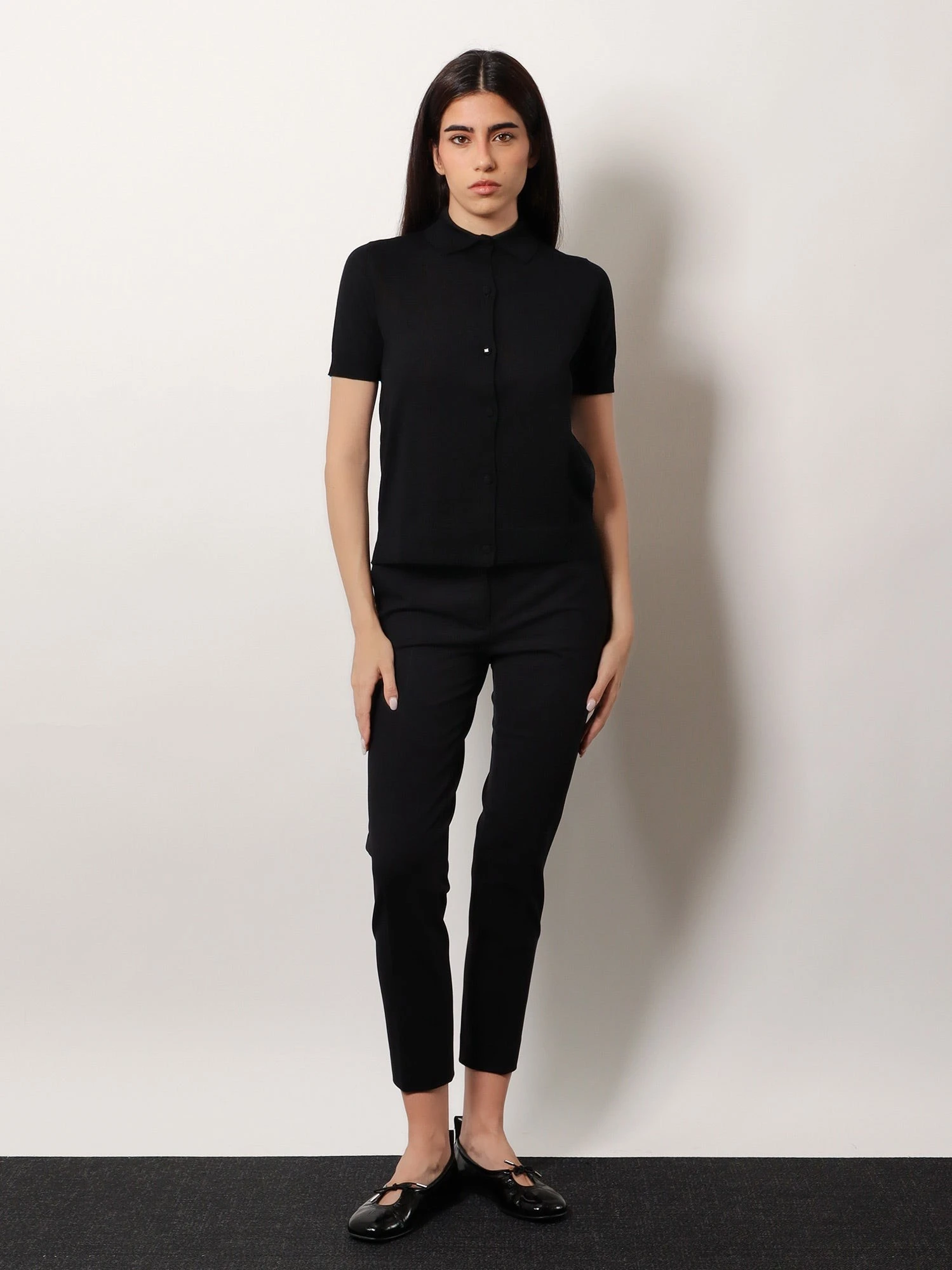 Pegno viscose blend trousers.webp