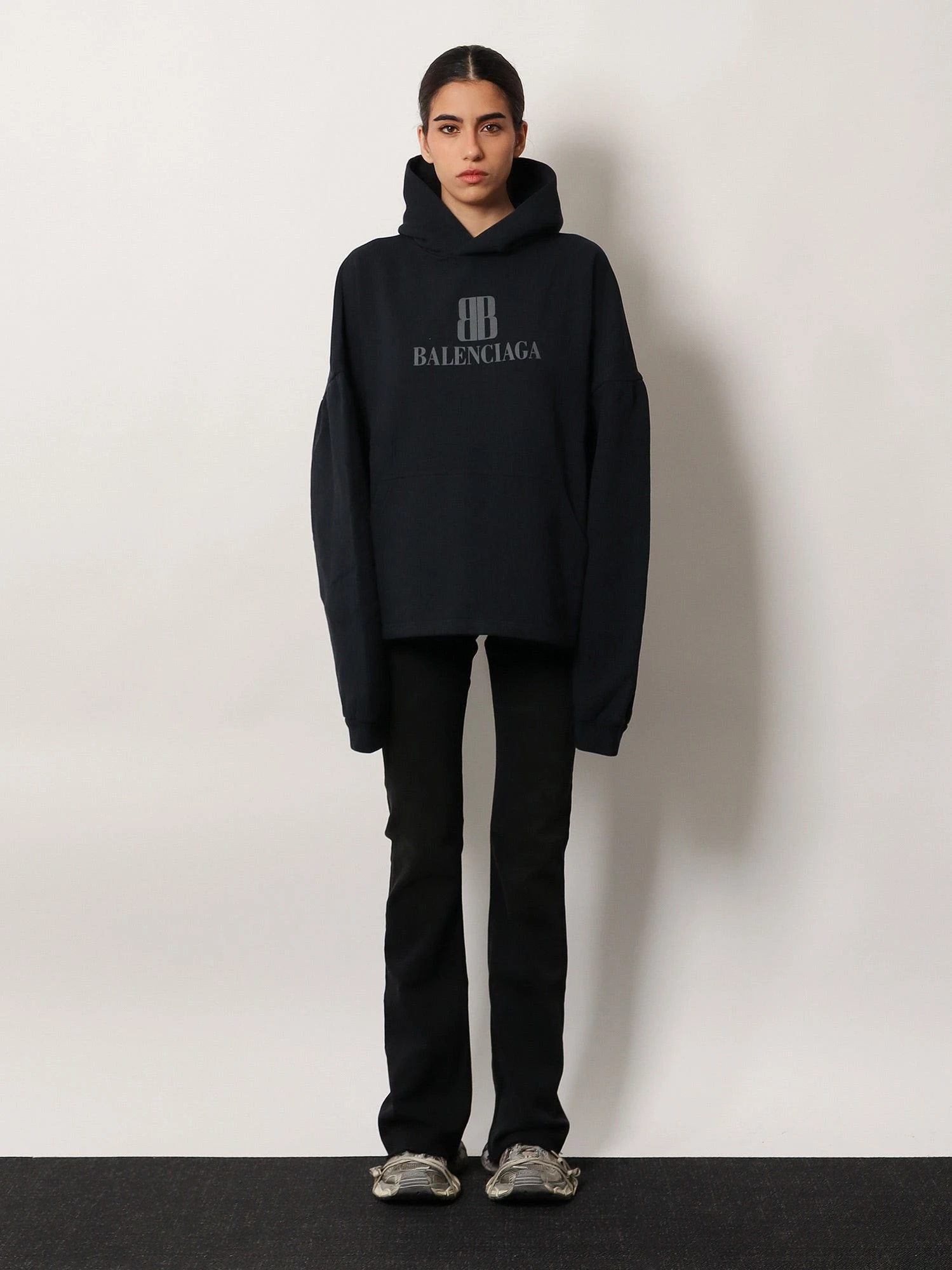 Cropped cotton sweatshirt.webp