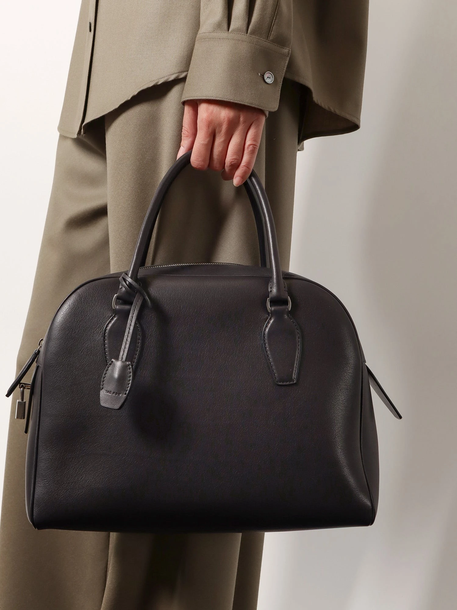 India 12.00 leather handbag.webp