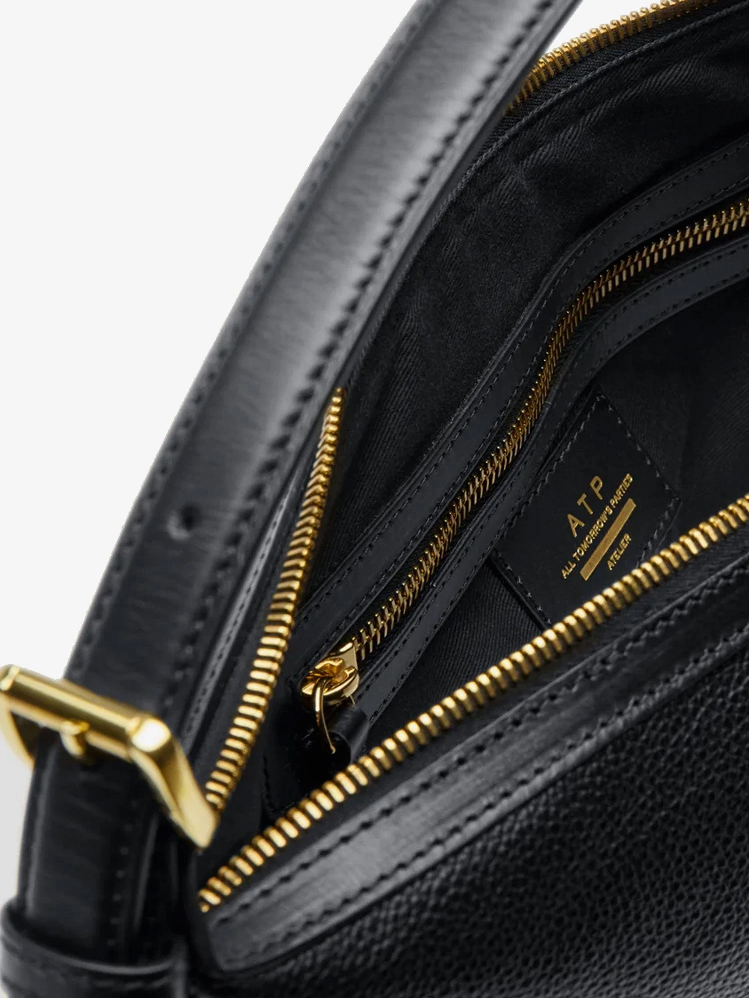 Castellare leather shoulder bag.webp