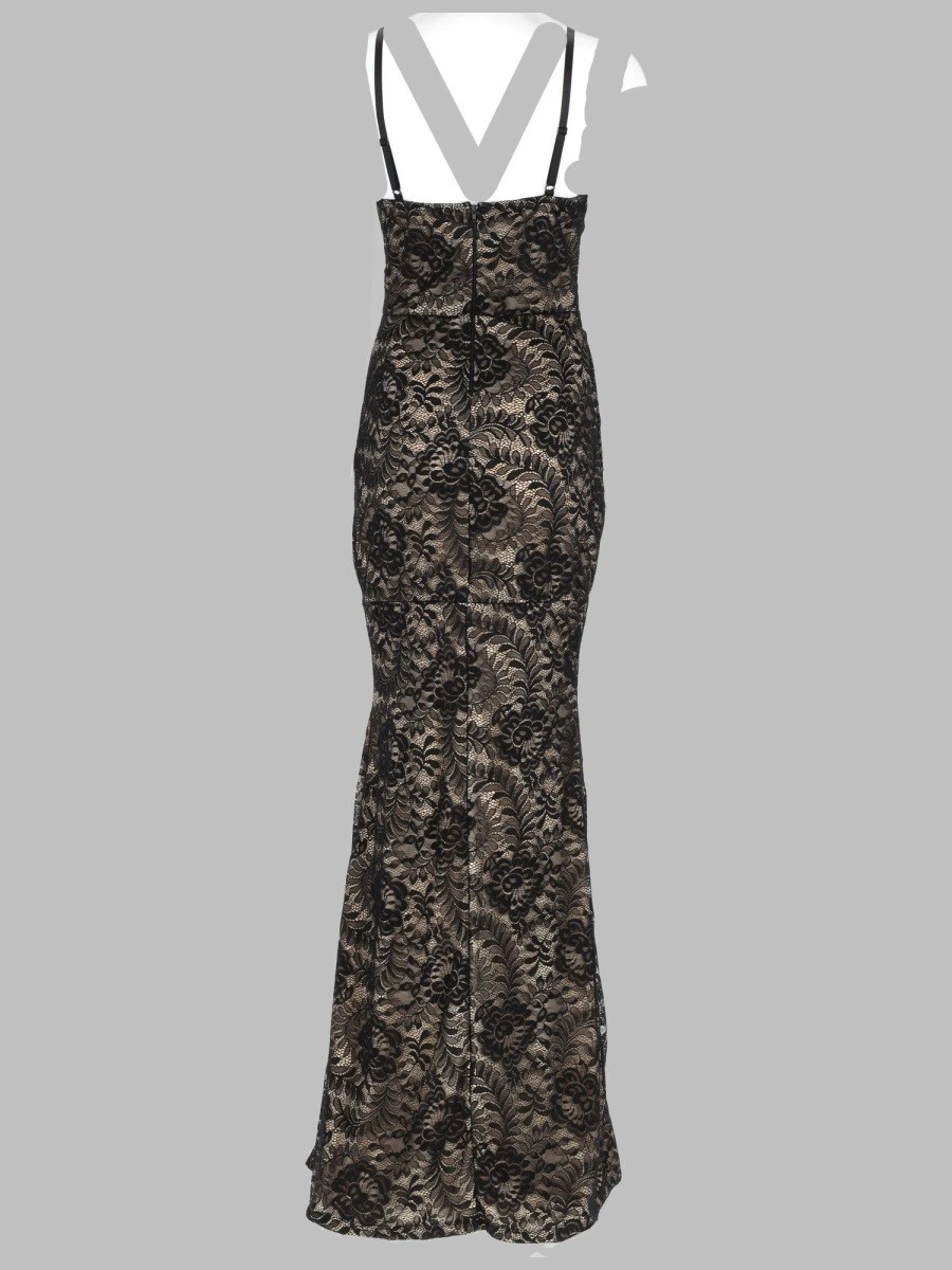 ABITO IN PIZZO.webp