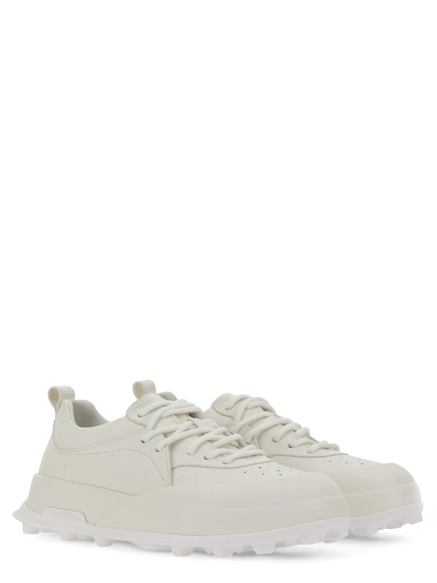 SNEAKER ORB.webp