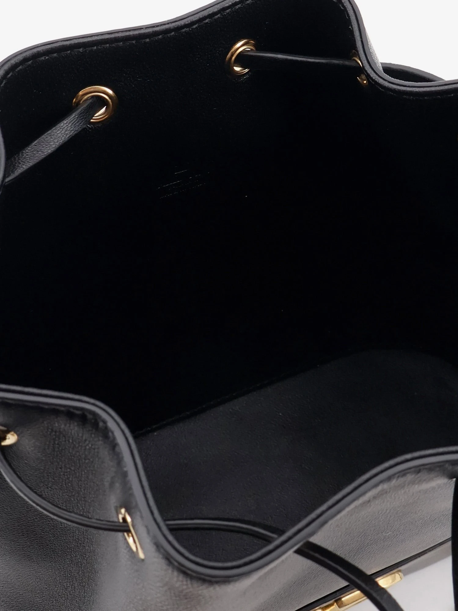 VLogo Signature Leather Bucket Bag.webp
