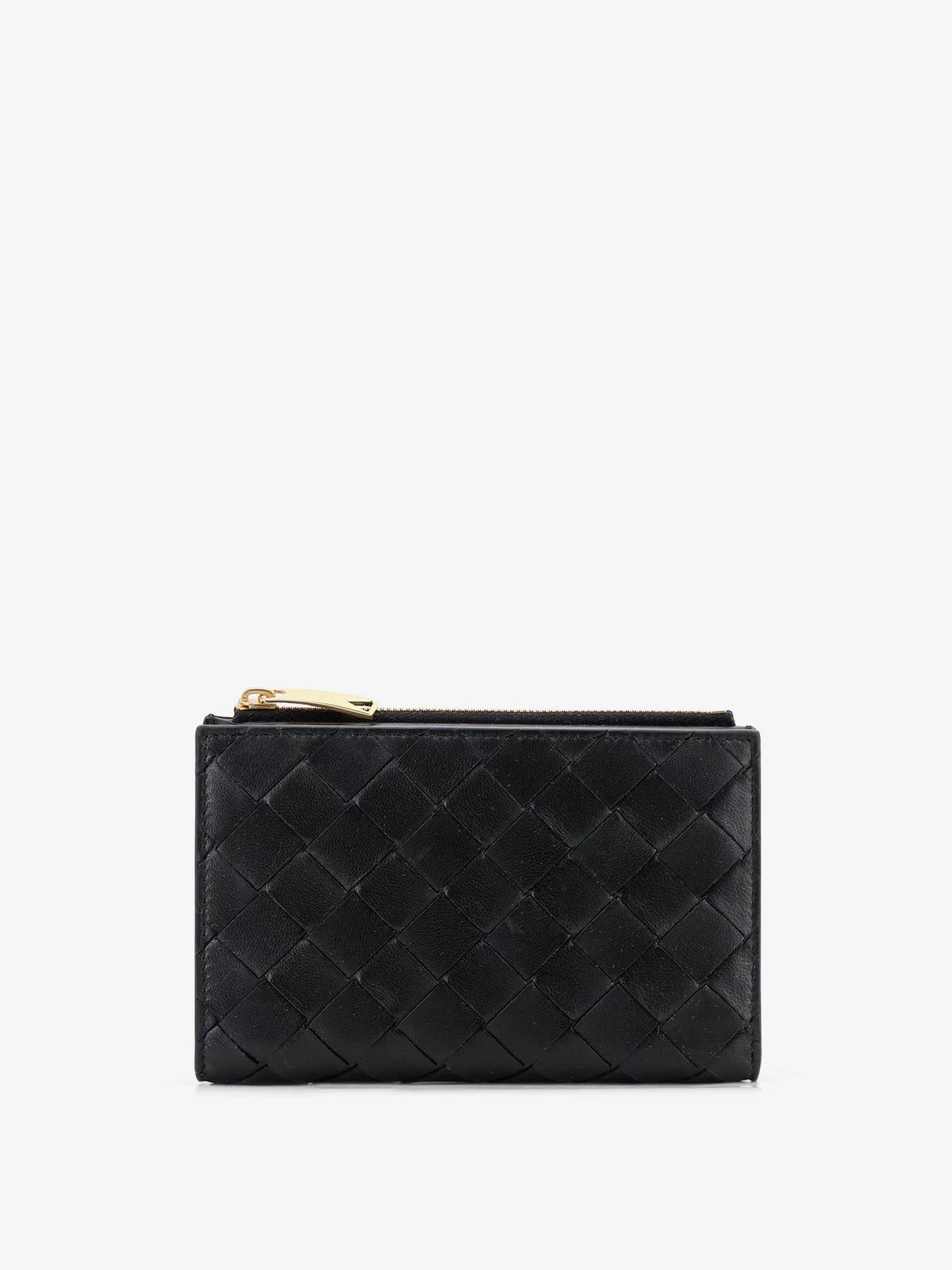 Leather wallet with Intrecciato pattern.webp