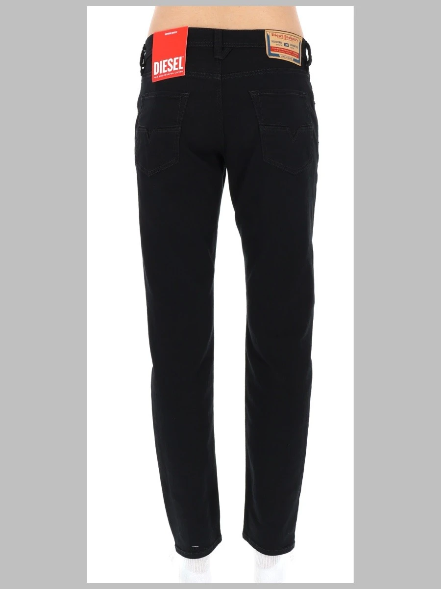 JEANS "1986 LARKEE-BEEX".webp