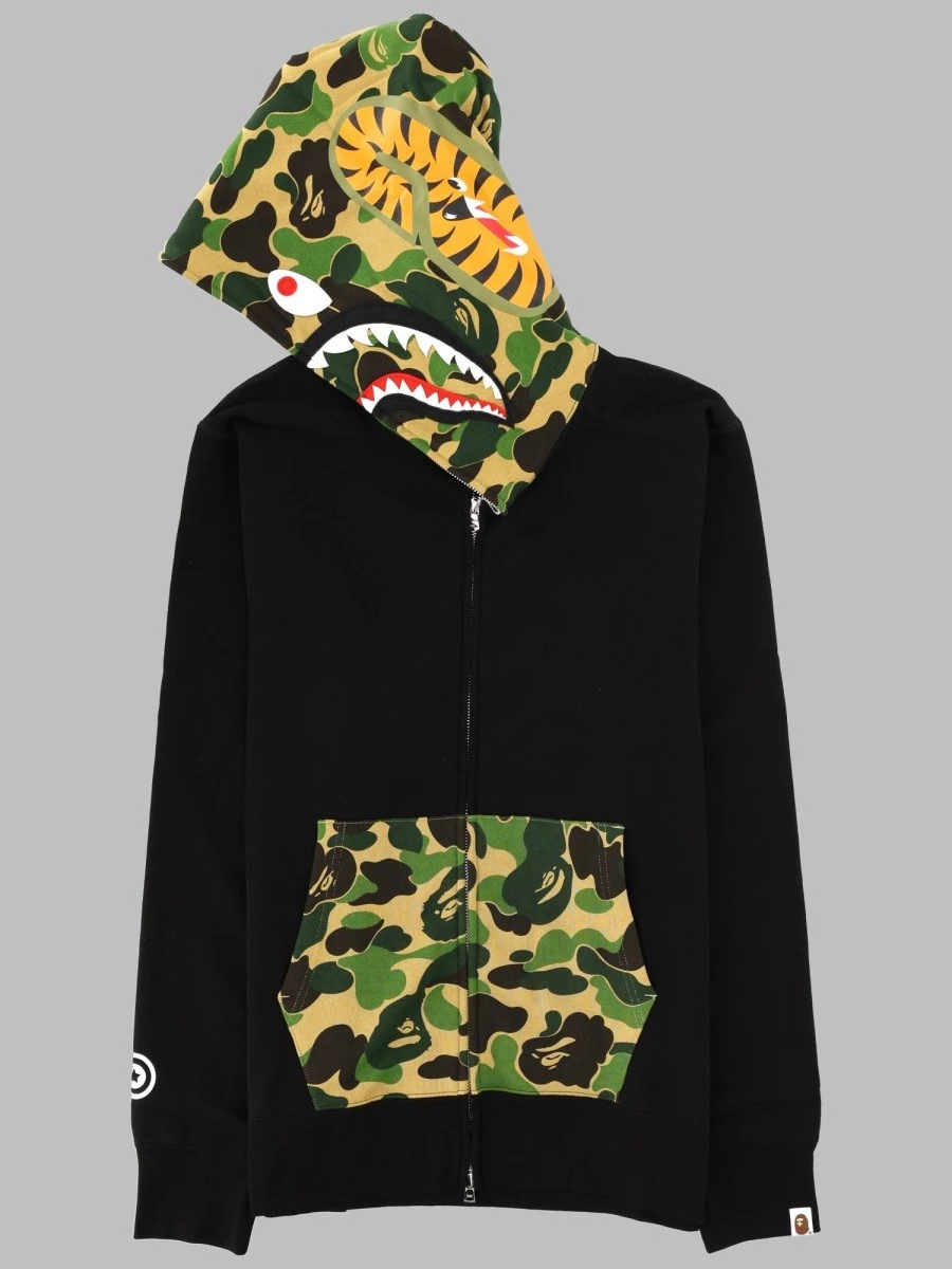 FELPA "SHARK" CON CAPPUCCIO.webp