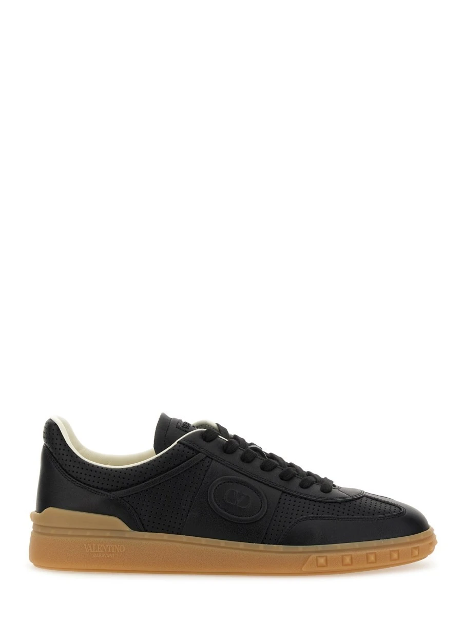 "UPVILLAGE" SNEAKER.webp
